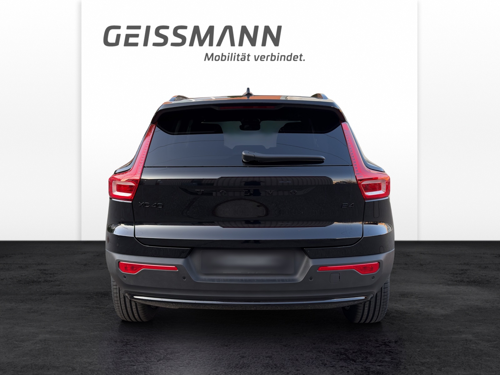 VOLVO XC40 2.0 B4 MH Black Edition-image-7