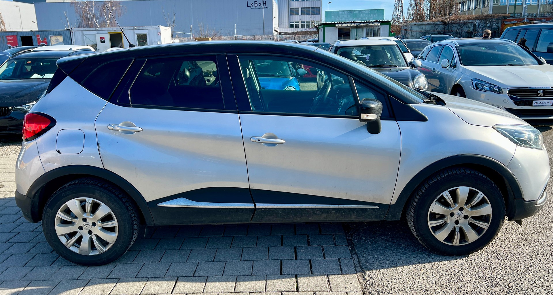 RENAULT Captur 1.2 T 16V Privilège EDC Automat (Klimatronik * Alufelgen * Sensoren Mit Kamera * Multilenkrad * Navigation * BO5)-image-7
