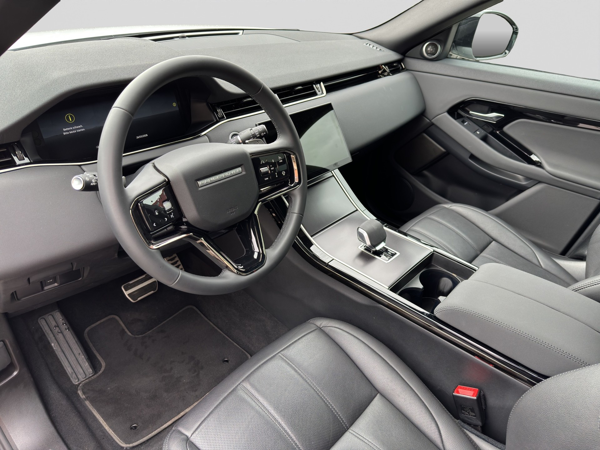 LAND ROVER Range Rover Evoque D 200 Dynamic SE Black Pack MHEV-image-6