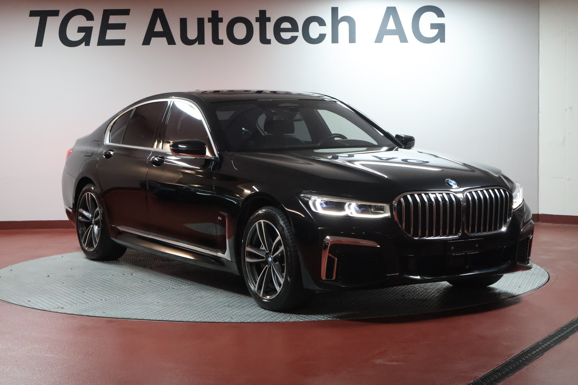 BMW 730d xDrive Steptronic-image-2