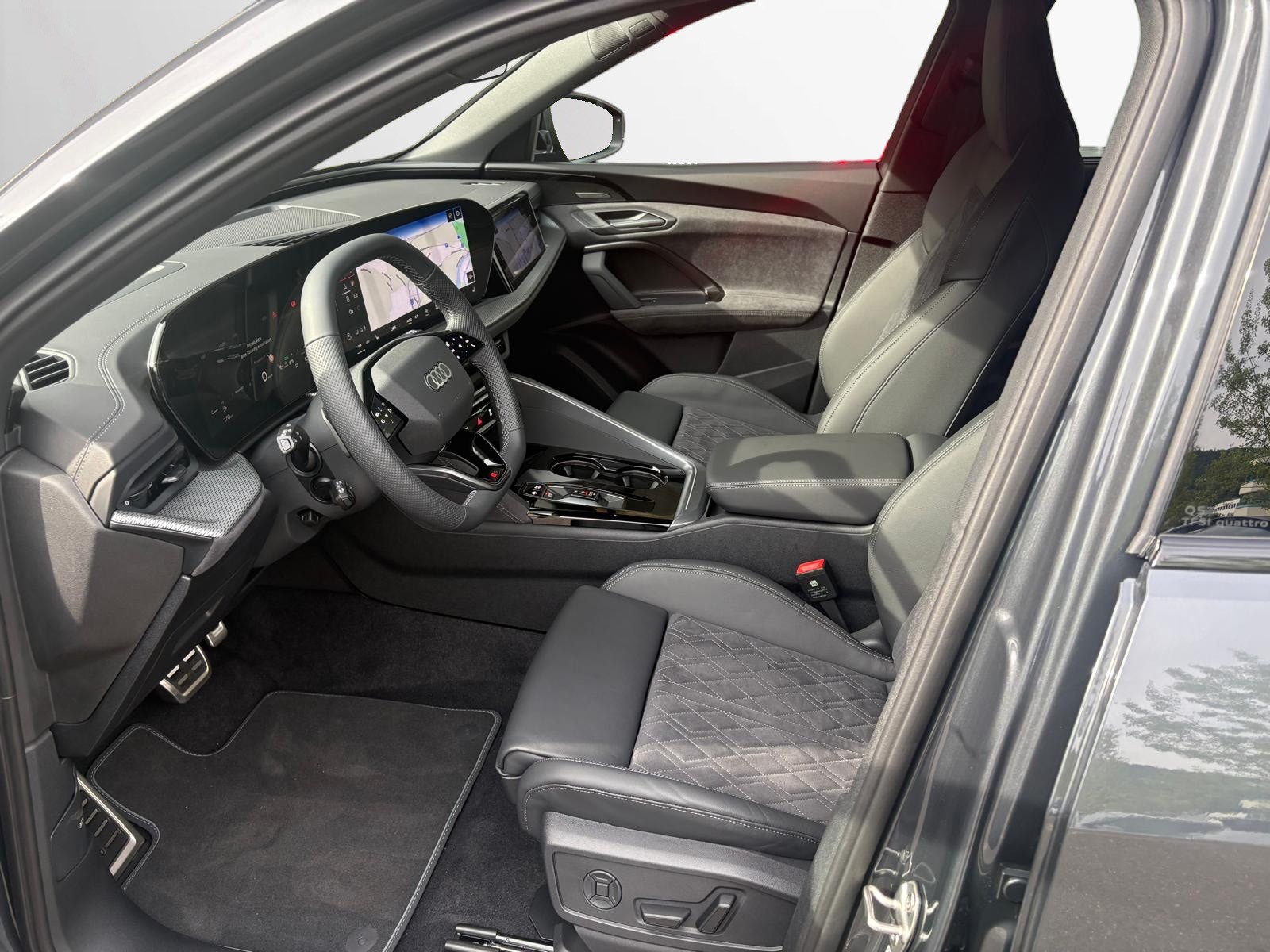 AUDI Q5 TFSI quatto 150 kW S-tronic-image-3