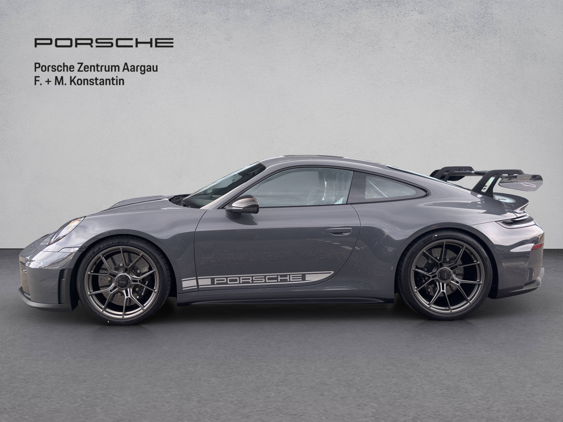 PORSCHE 911 GT3-image-2