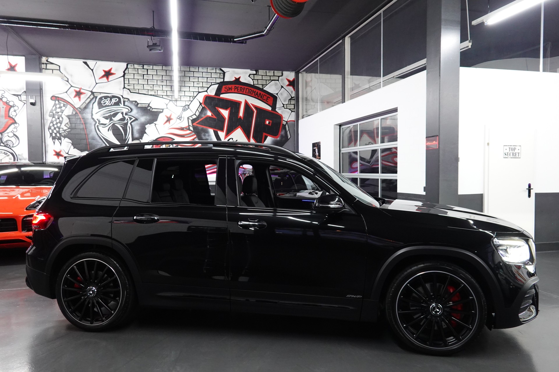MERCEDES-BENZ GLB 35 AMG 4MATIC 8G-TRONIC CH-FZ MIT GARANTIE 7-PLÄTZER-image-42