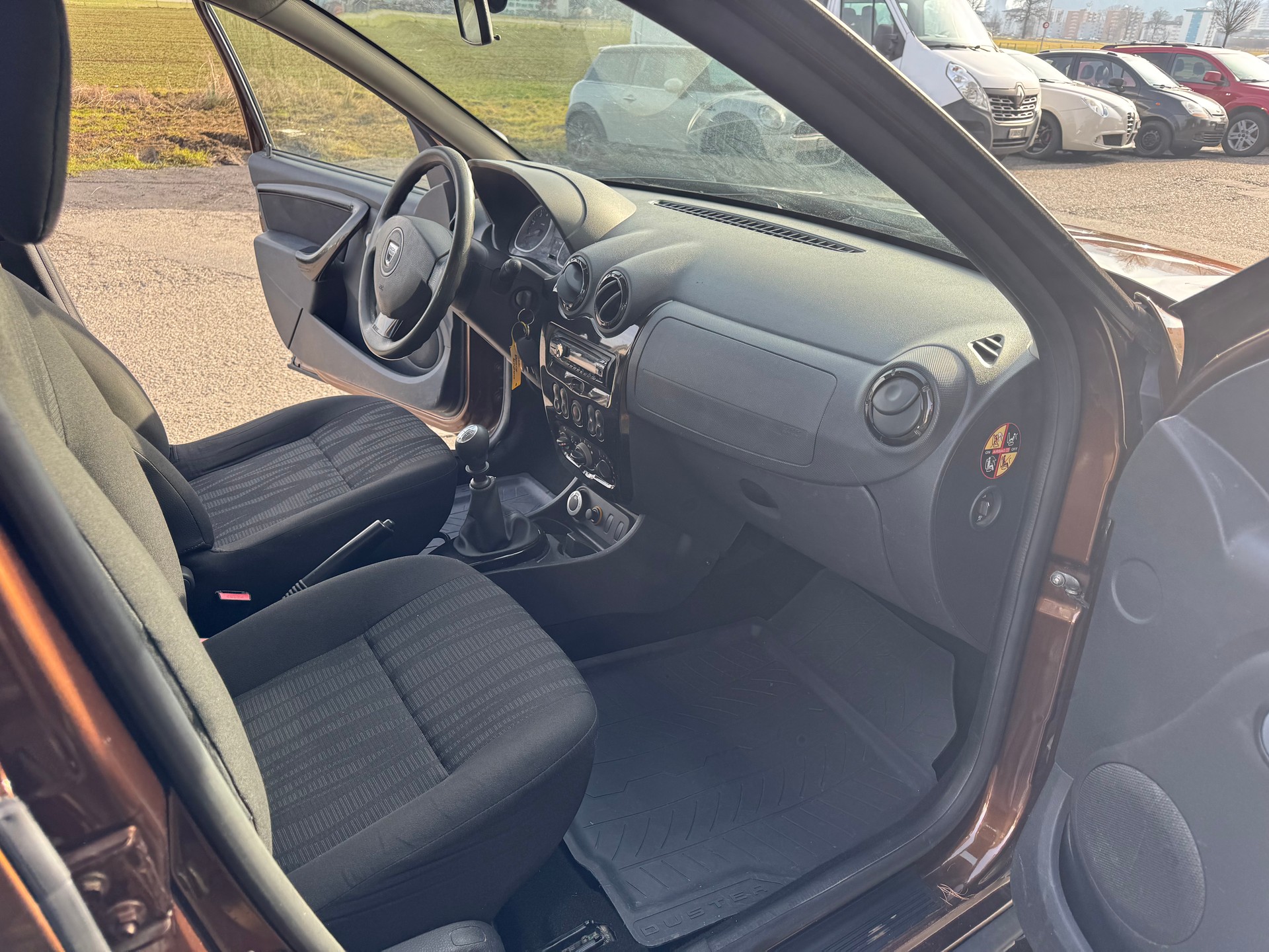 DACIA Duster 1.6 4x4-image-11