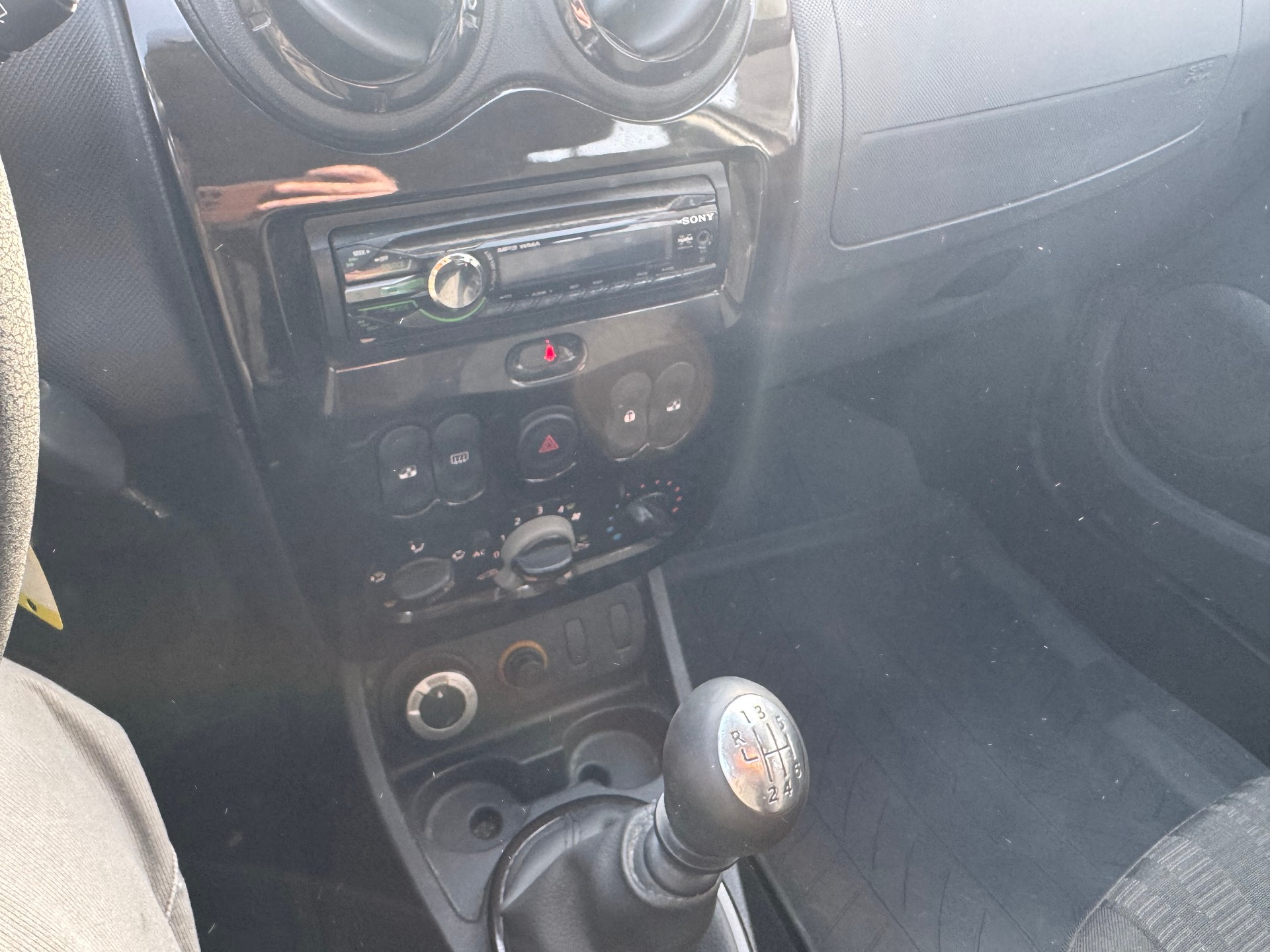 DACIA Duster 1.6 4x4-image-8