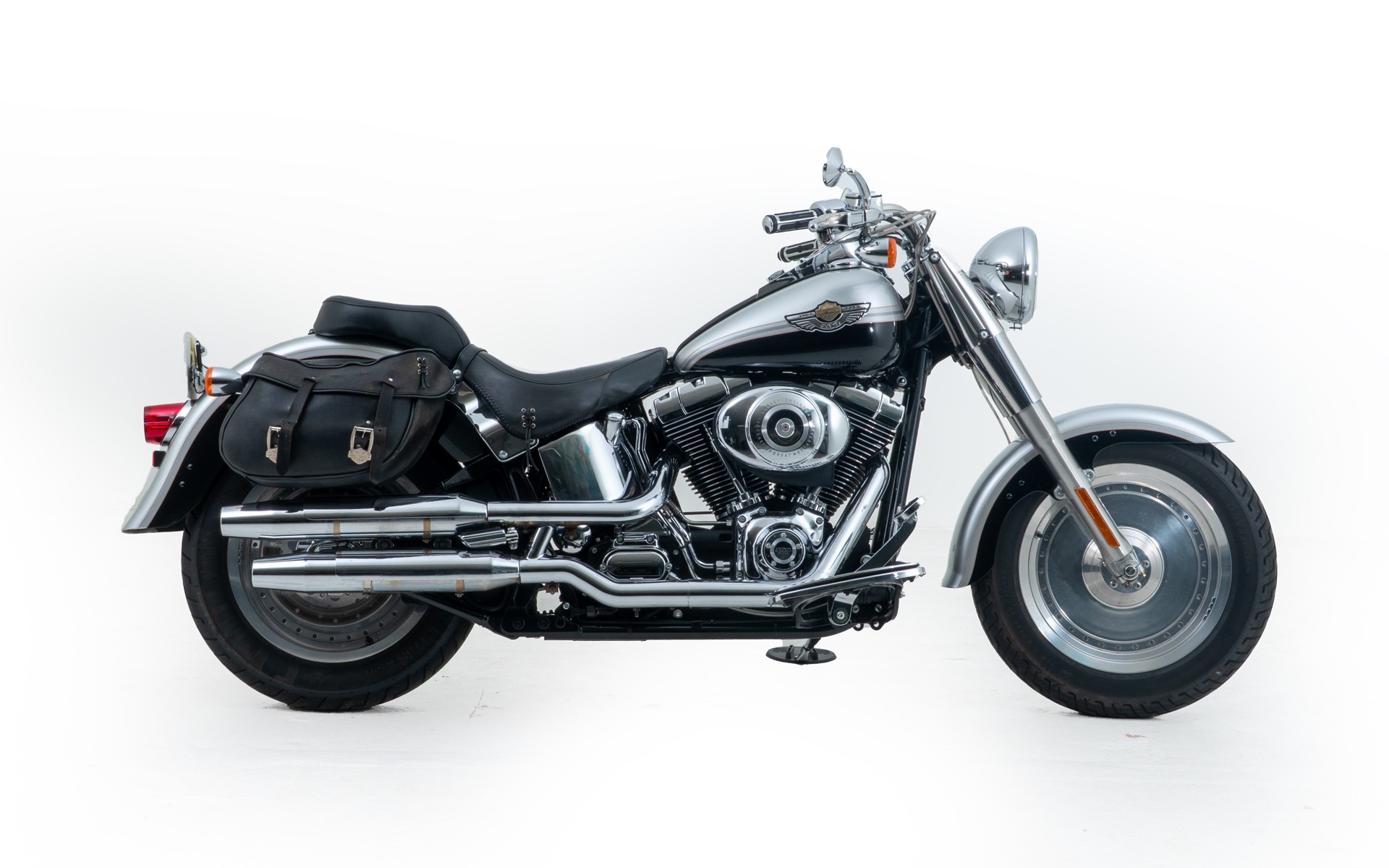 HARLEY-DAVIDSON FLSTF Fat Boy-showroom-element-1