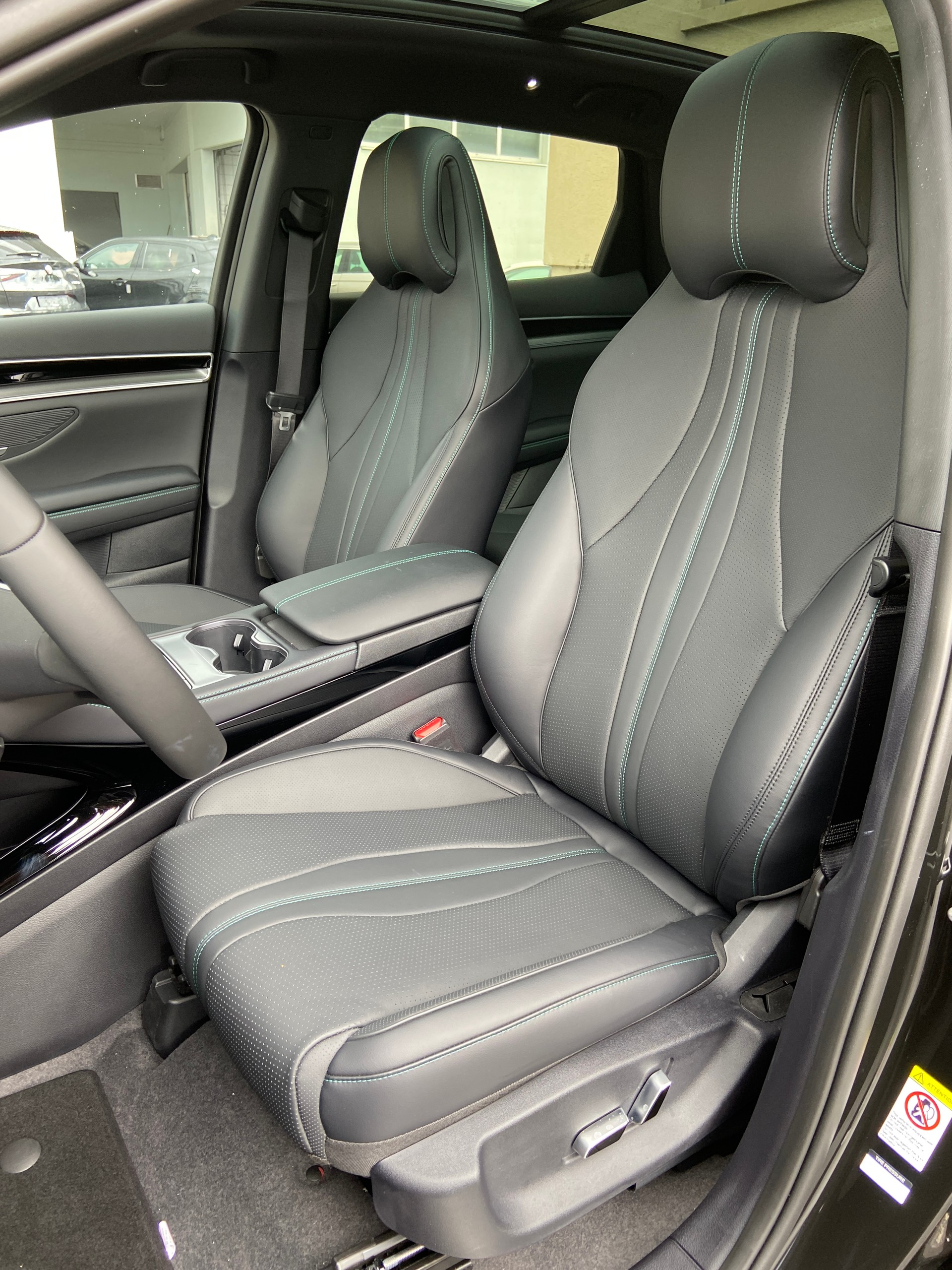 BYD Seal U DM-i Design AWD-image-5
