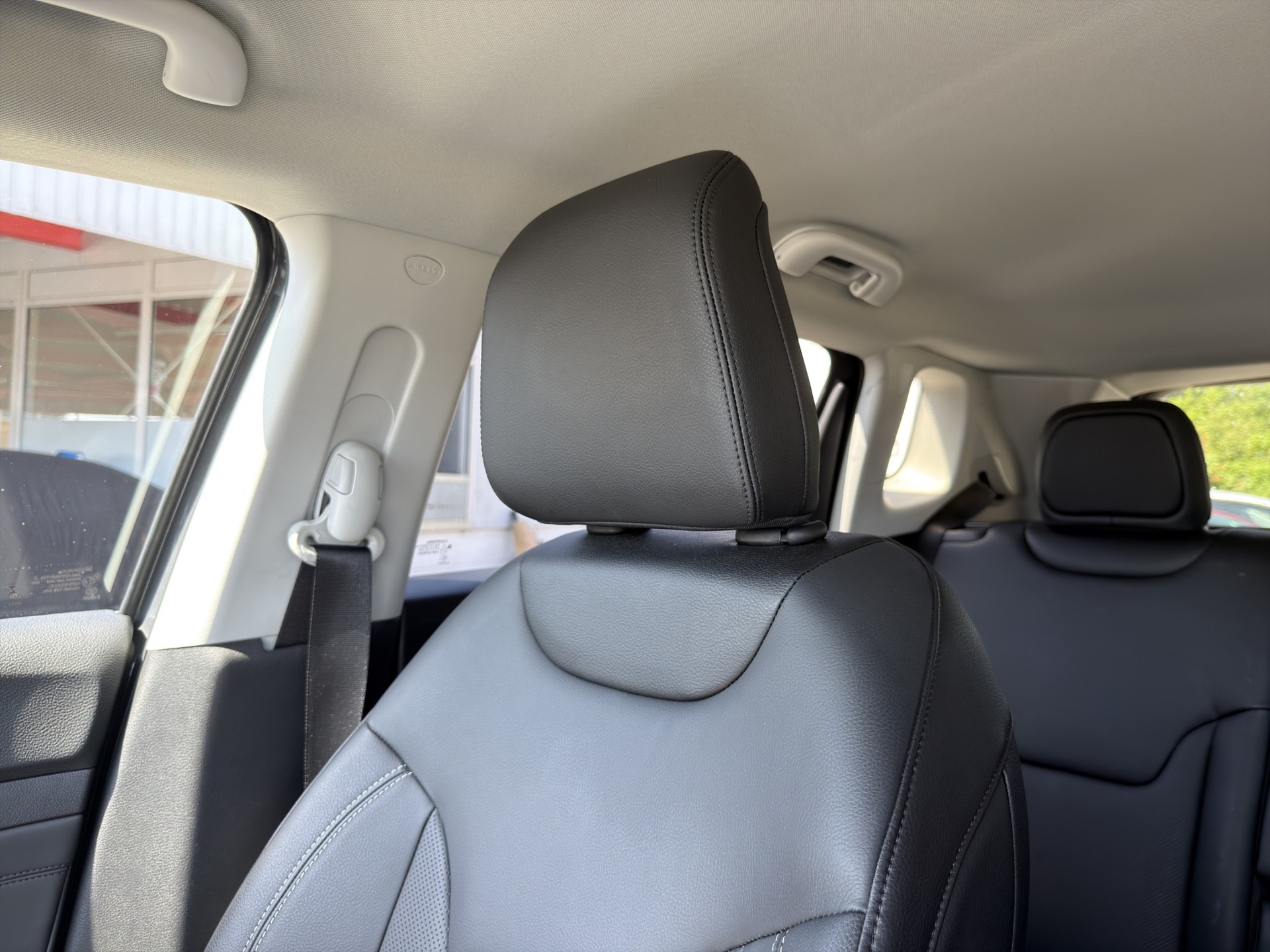 JEEP Compass 1.5 Turbo Summit MHEV-image-42