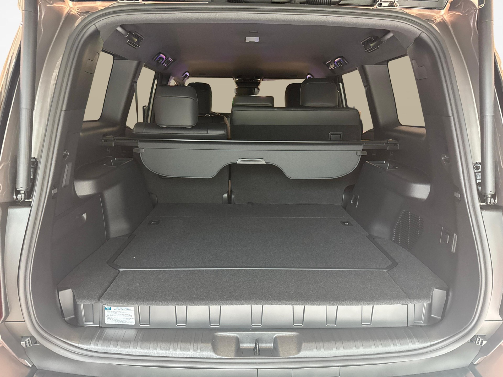 TOYOTA Land Cruiser 2.8 D 48V Style-image-6