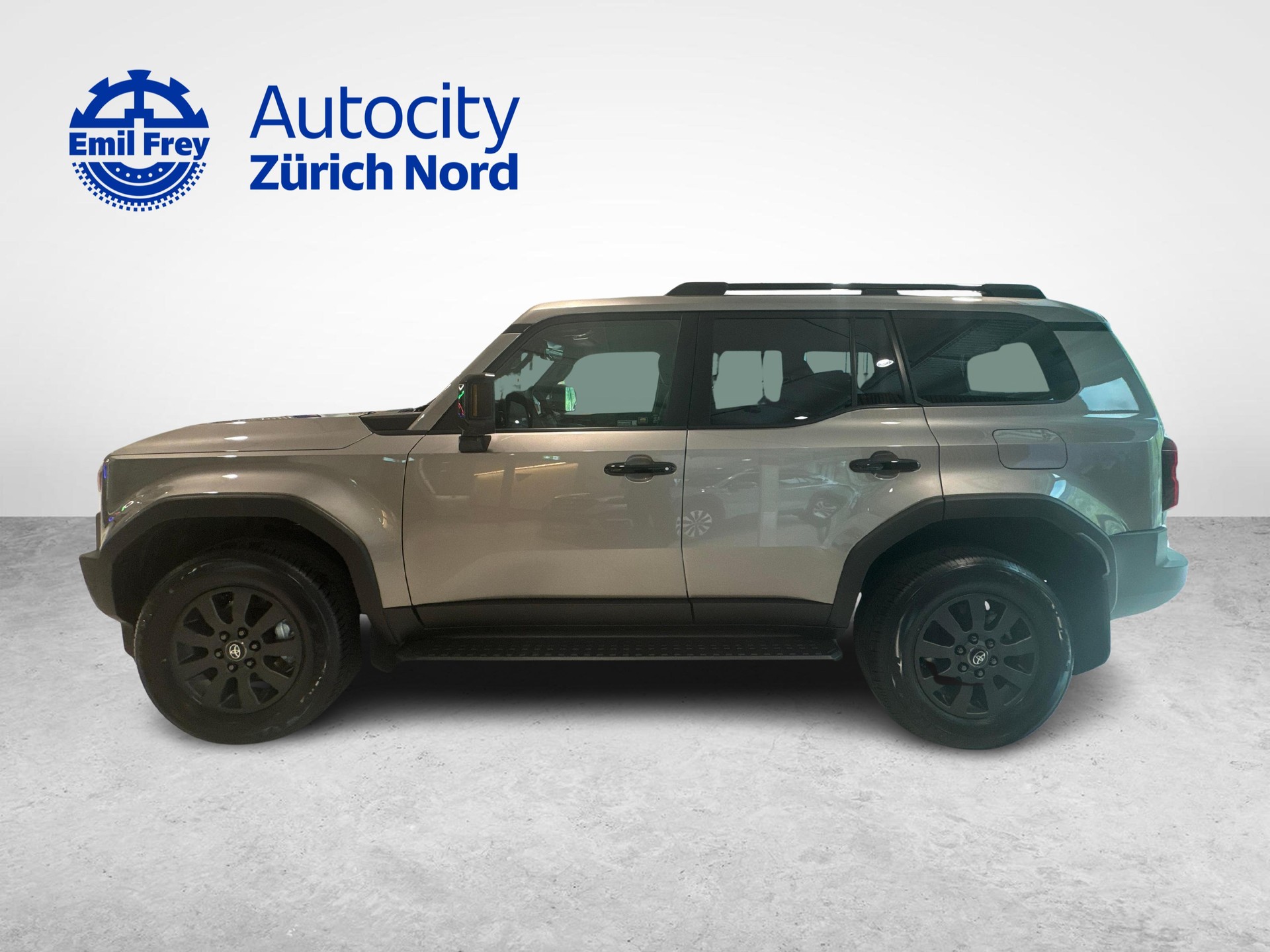 TOYOTA Land Cruiser 2.8 D 48V Style-image-8