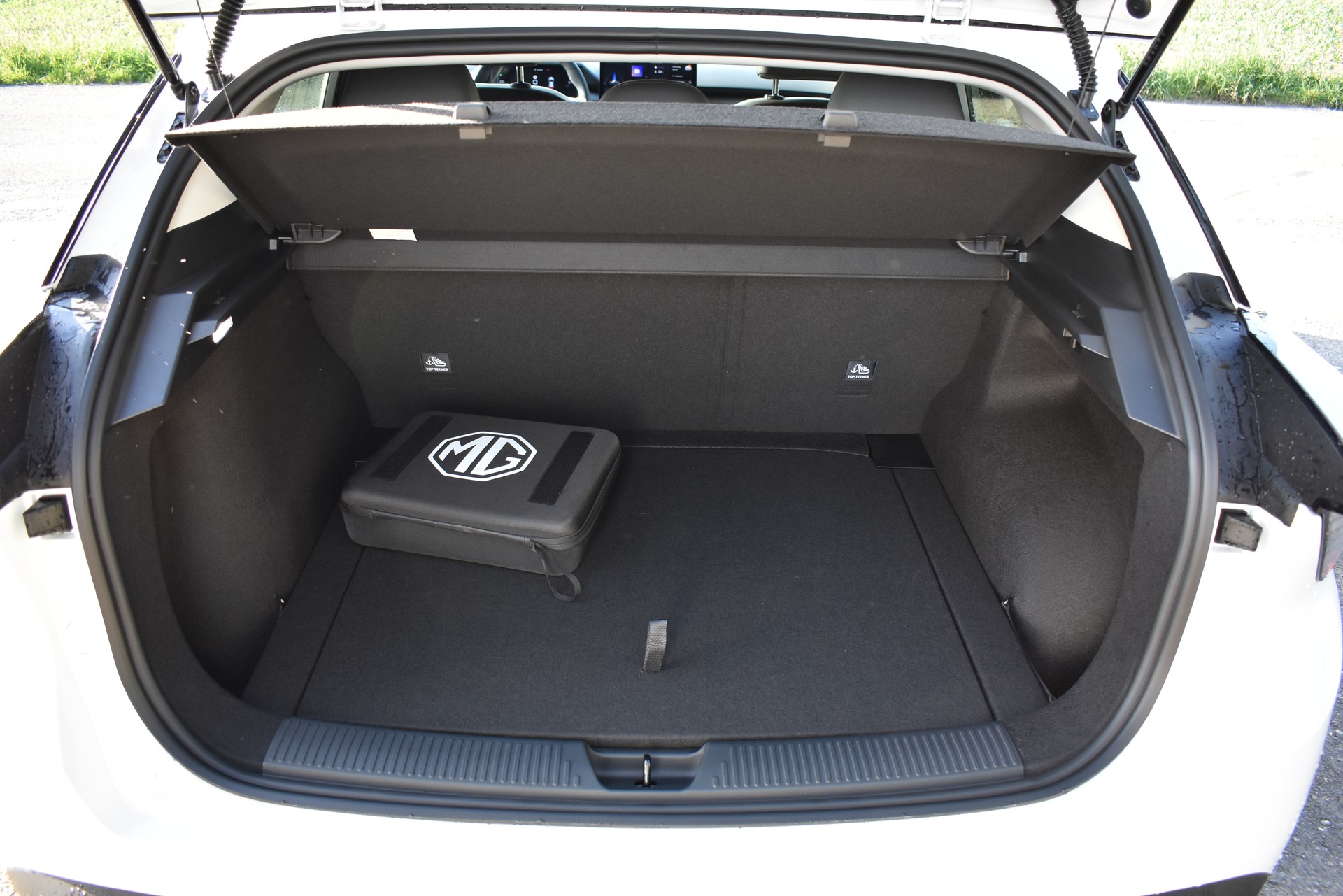 MG 4 EV 64kWh Premium-image-7