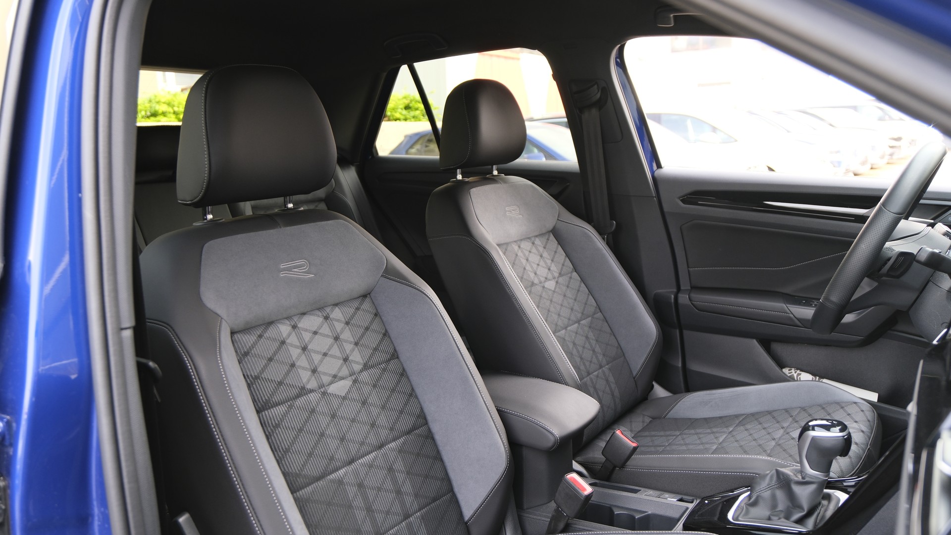 VW T-Roc 1.5 TSI EVO R-Line DSG-image-15