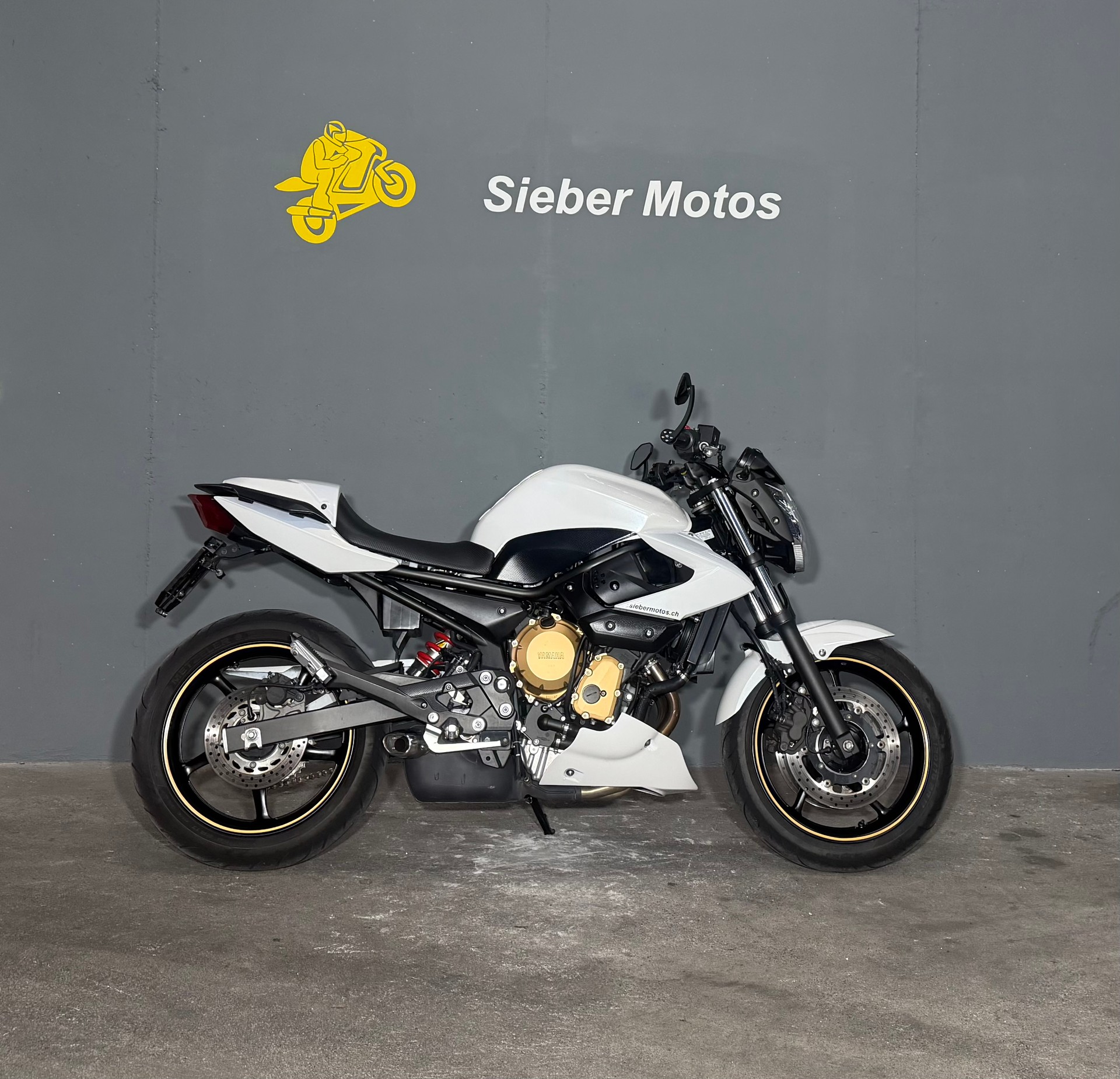 YAMAHA XJ 6 N ABS