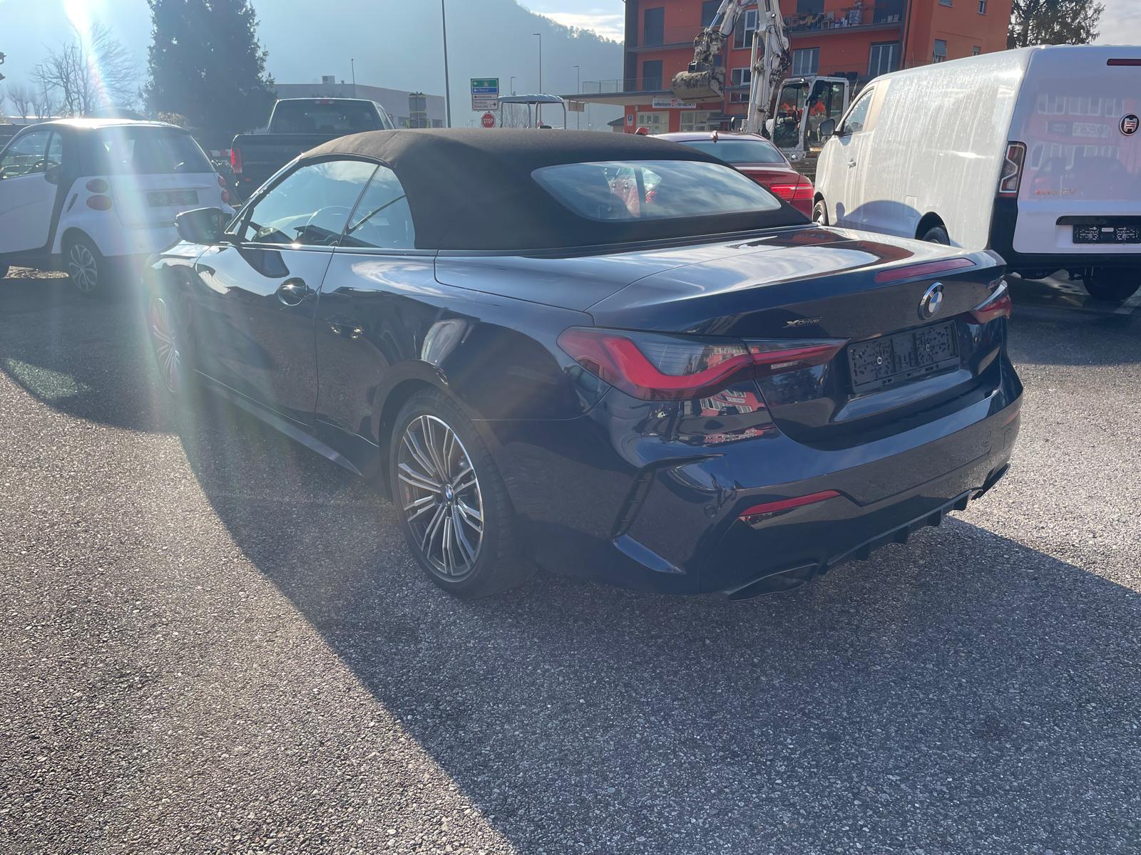 BMW M440i xDrive 48V Cabriolet Steptronic-image-2