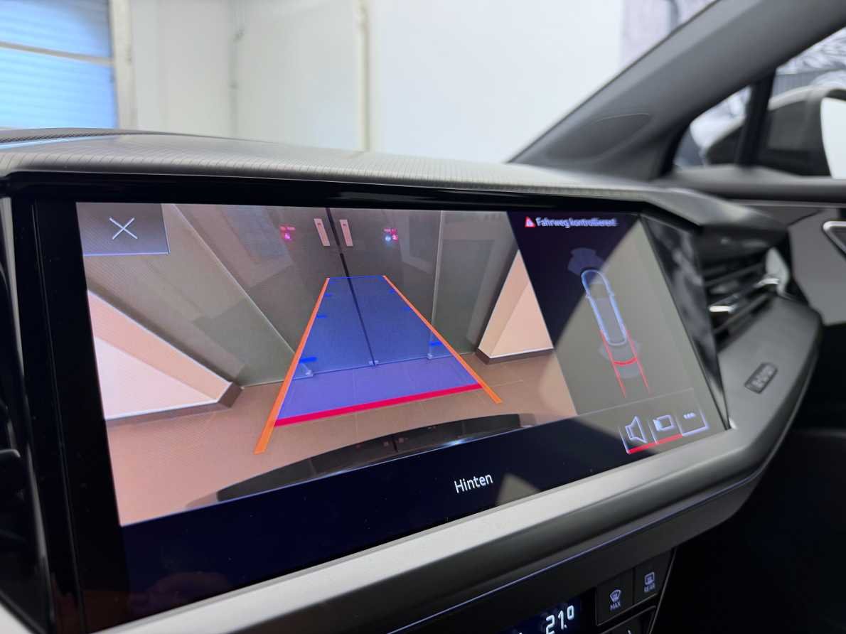 AUDI Q4 e-tron 50 quattro-image-14