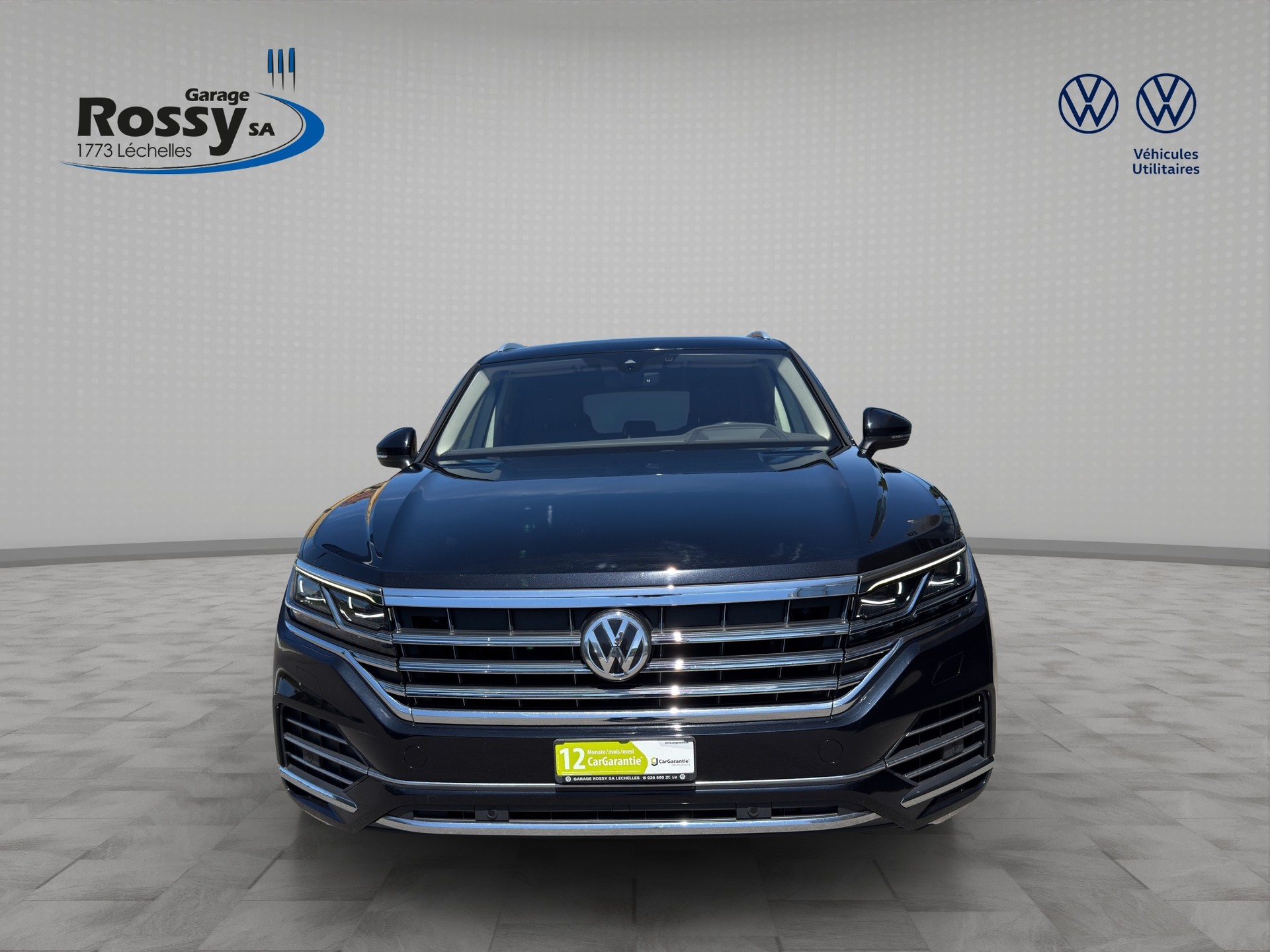 VW Touareg 3.0 TDI Atmosphere Tiptronic-showroom-element-1