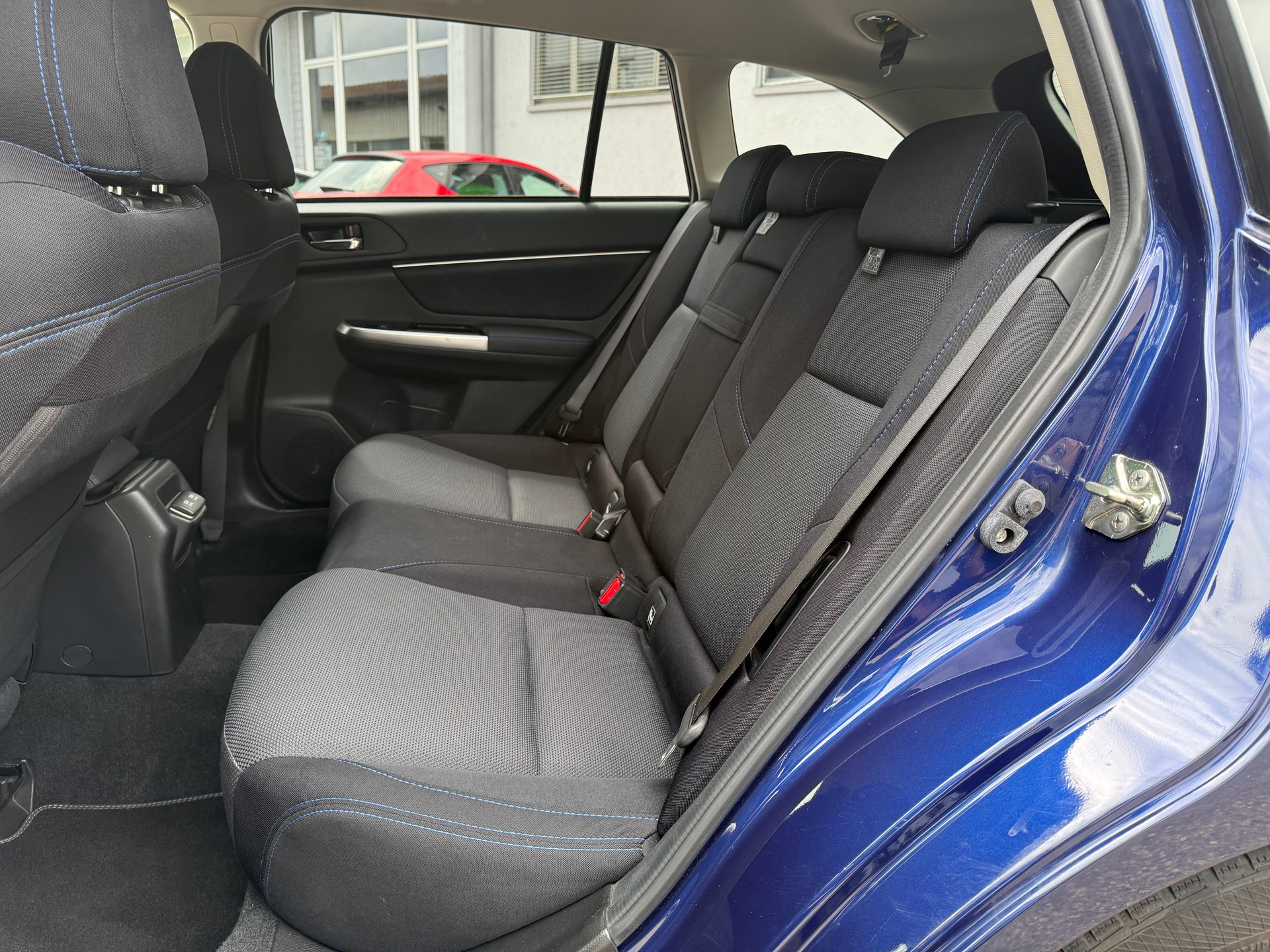 SUBARU Levorg 2.0i Advantage AWD Lineartronic-image-6