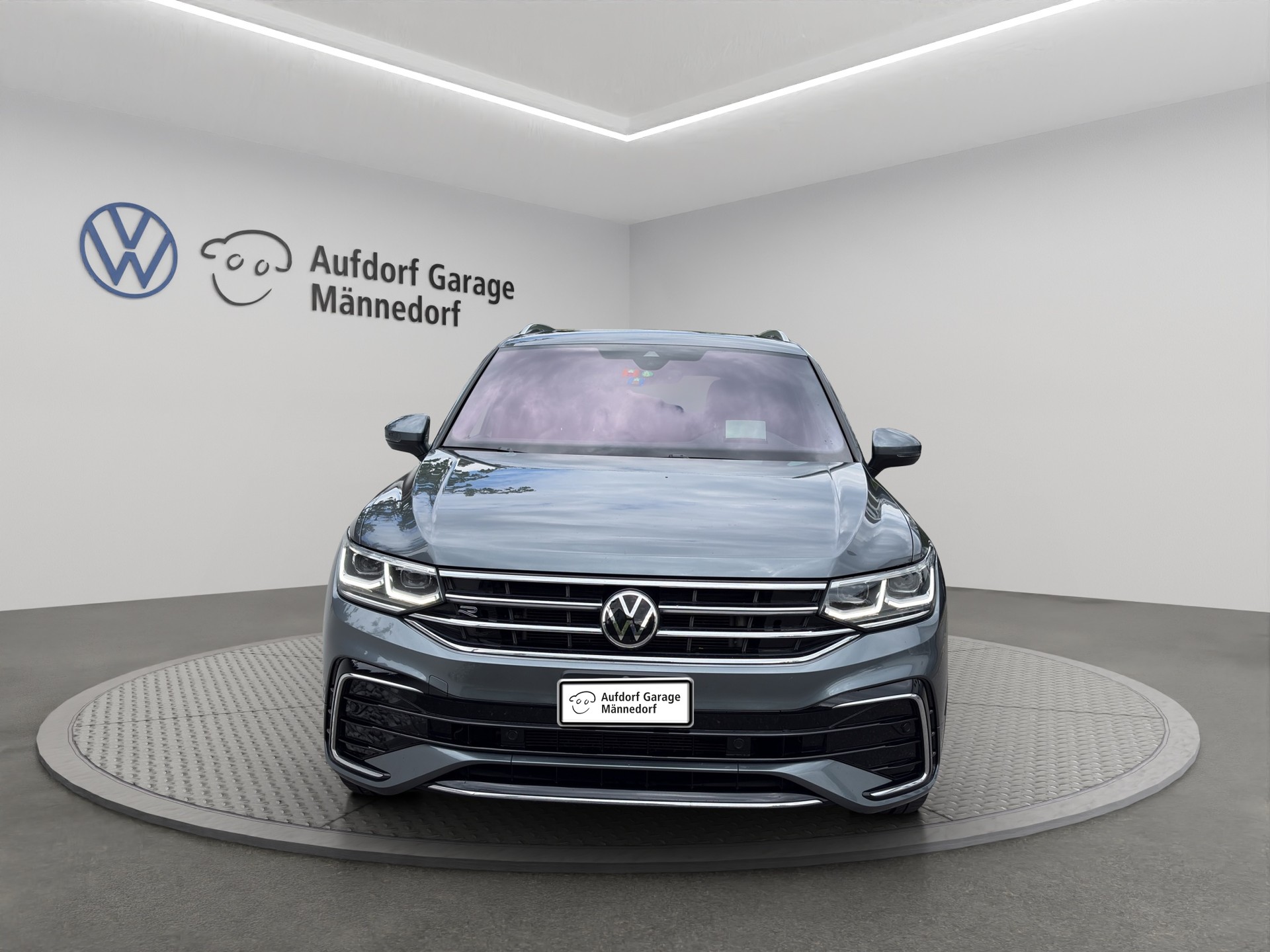 VW Tiguan Allspace 2.0TSI Highline 4Motion DSG-image-1