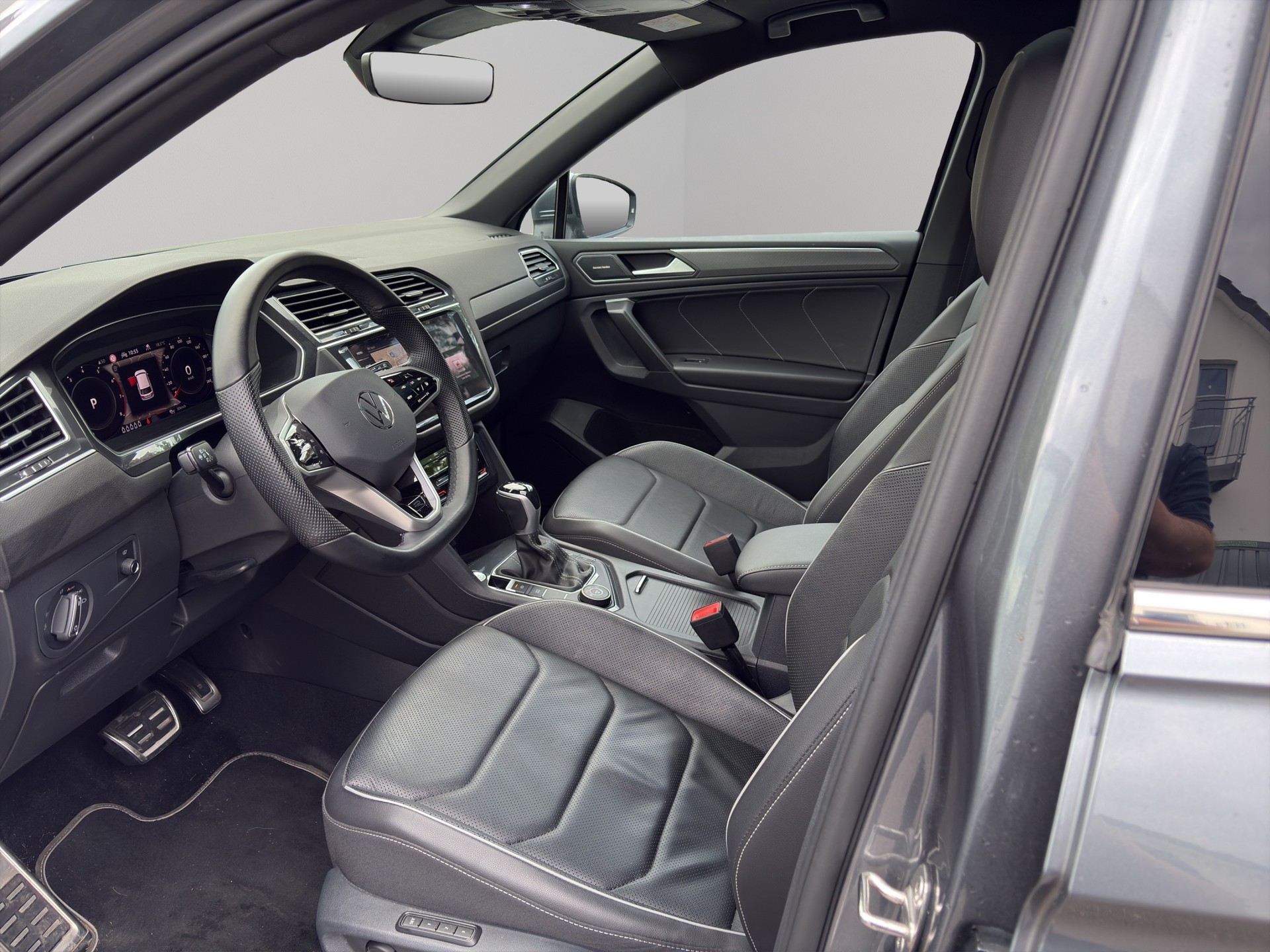 VW Tiguan Allspace 2.0TSI Highline 4Motion DSG-image-9