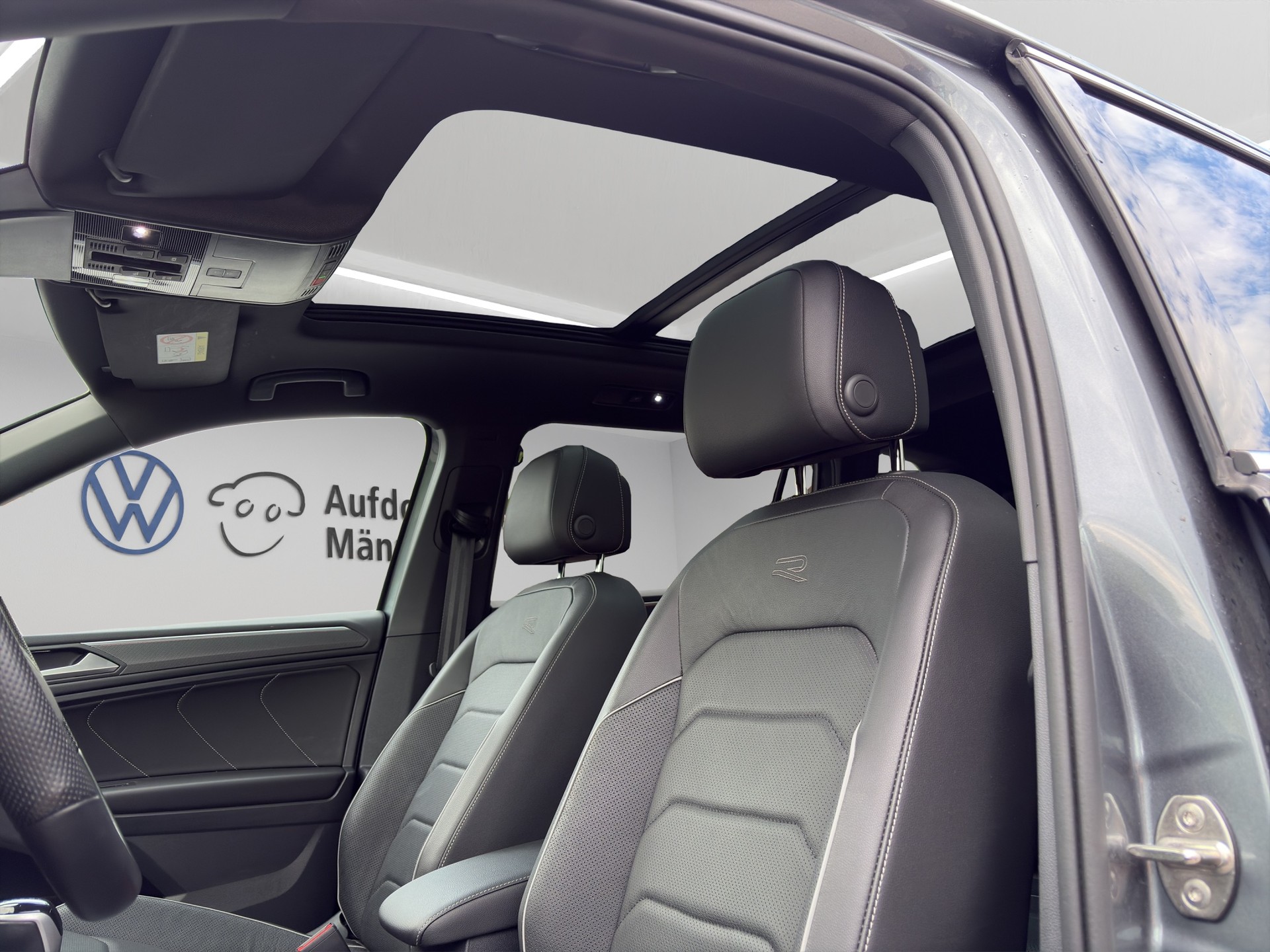 VW Tiguan Allspace 2.0TSI Highline 4Motion DSG-image-11