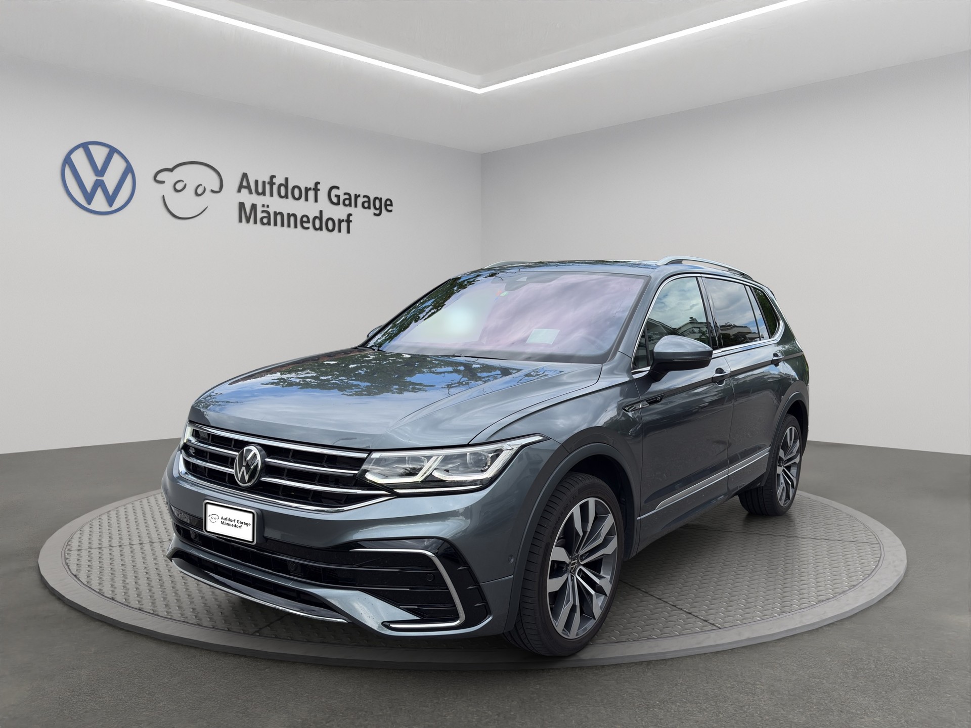 VW Tiguan Allspace 2.0TSI Highline 4Motion DSG-image-0