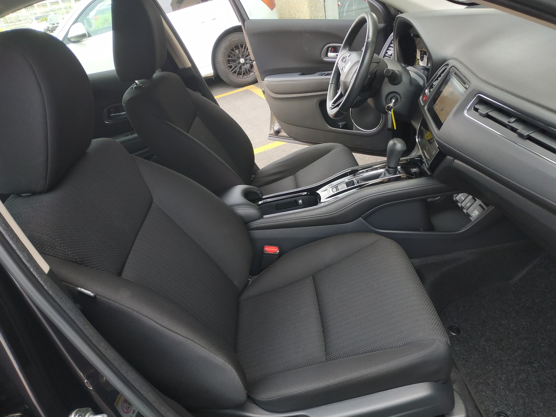 HONDA HR-V 1.5i-VTEC Elegance CVT-image-13