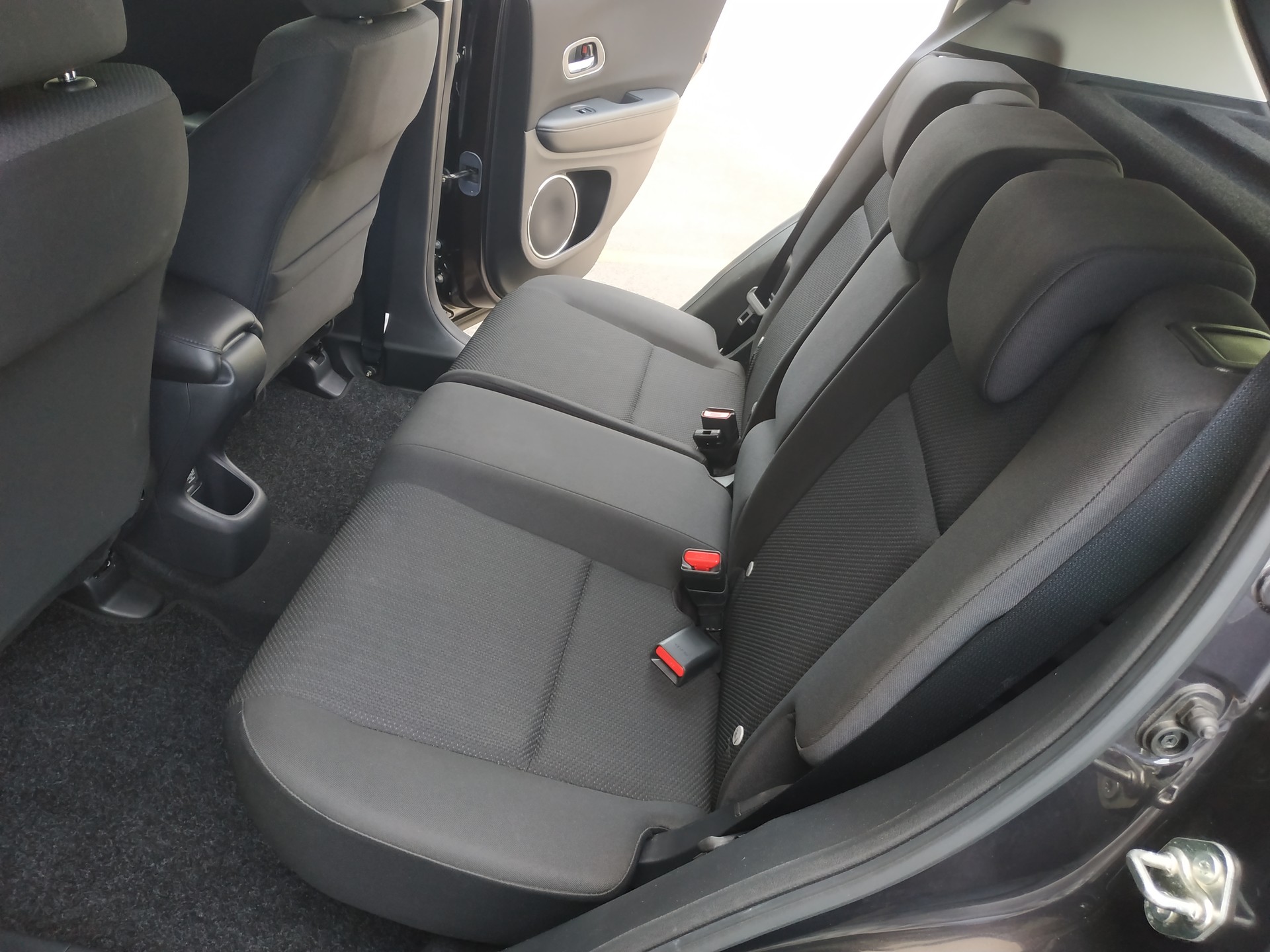 HONDA HR-V 1.5i-VTEC Elegance CVT-image-17