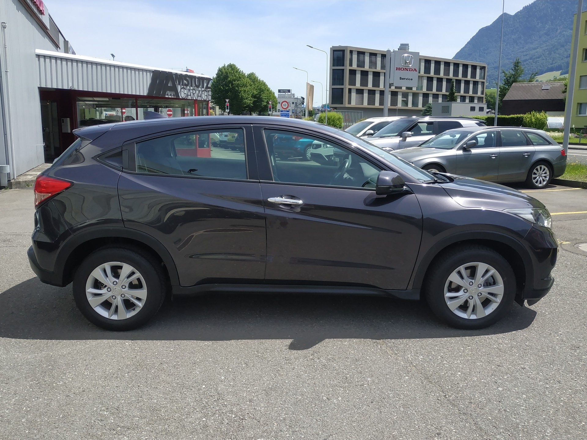 HONDA HR-V 1.5i-VTEC Elegance CVT-image-5