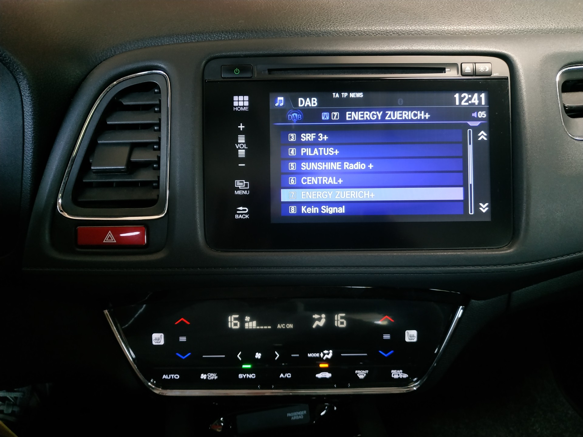 HONDA HR-V 1.5i-VTEC Elegance CVT-image-15