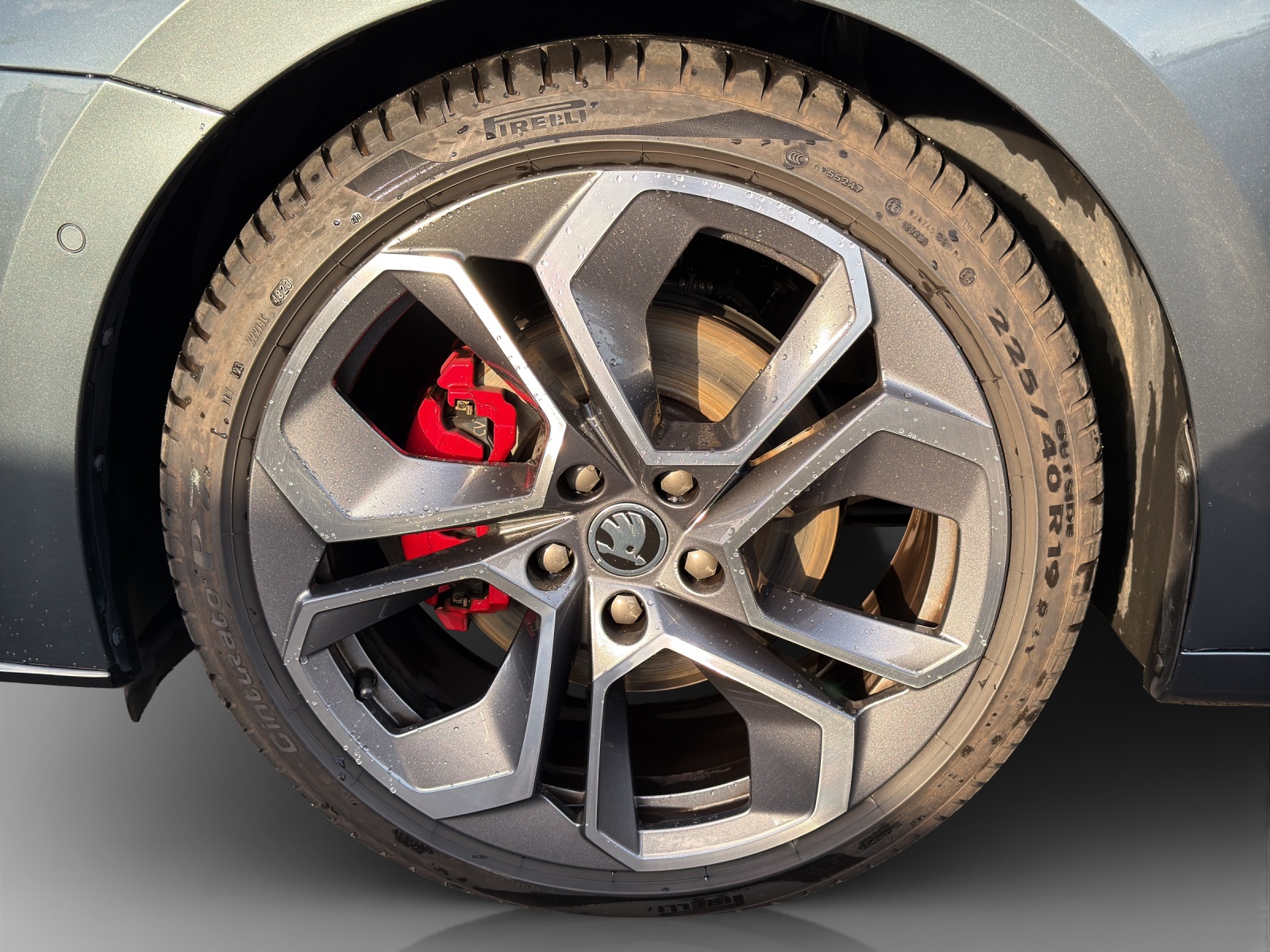 SKODA Octavia Combi 2.0 TDI DSG RS 4x4-image-13