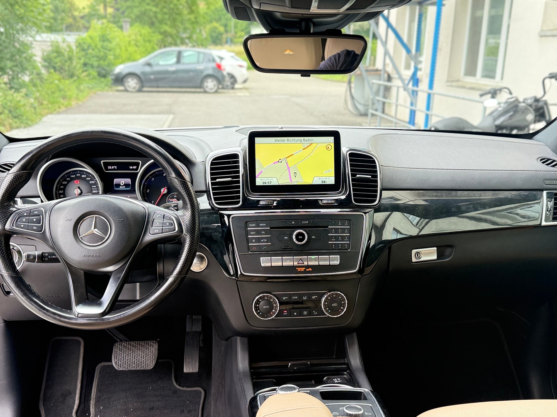 MERCEDES-BENZ GLE Coupé 350 d 4Matic 9G-Tronic-image-11