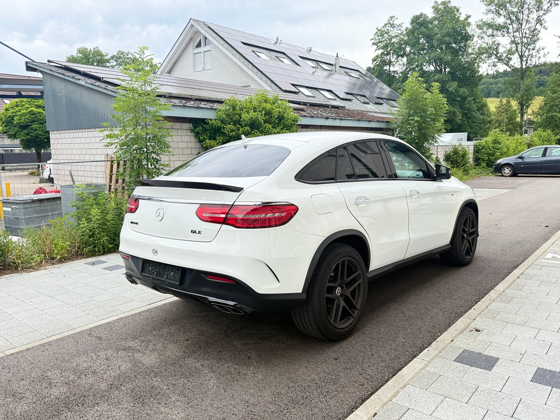 MERCEDES-BENZ GLE Coupé 350 d 4Matic 9G-Tronic-image-4