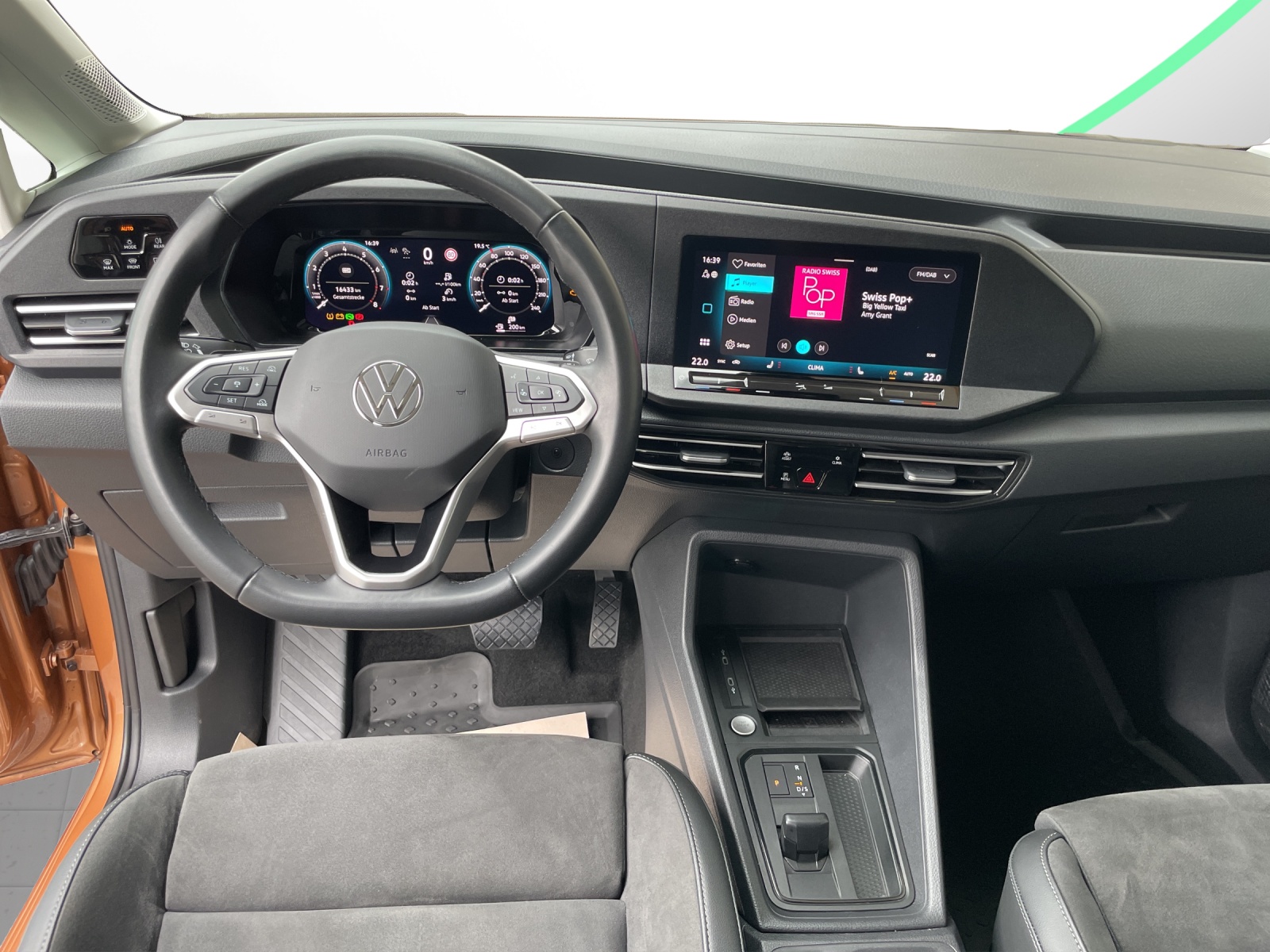 VW Caddy 1.5 TSI Life DSG-image-9