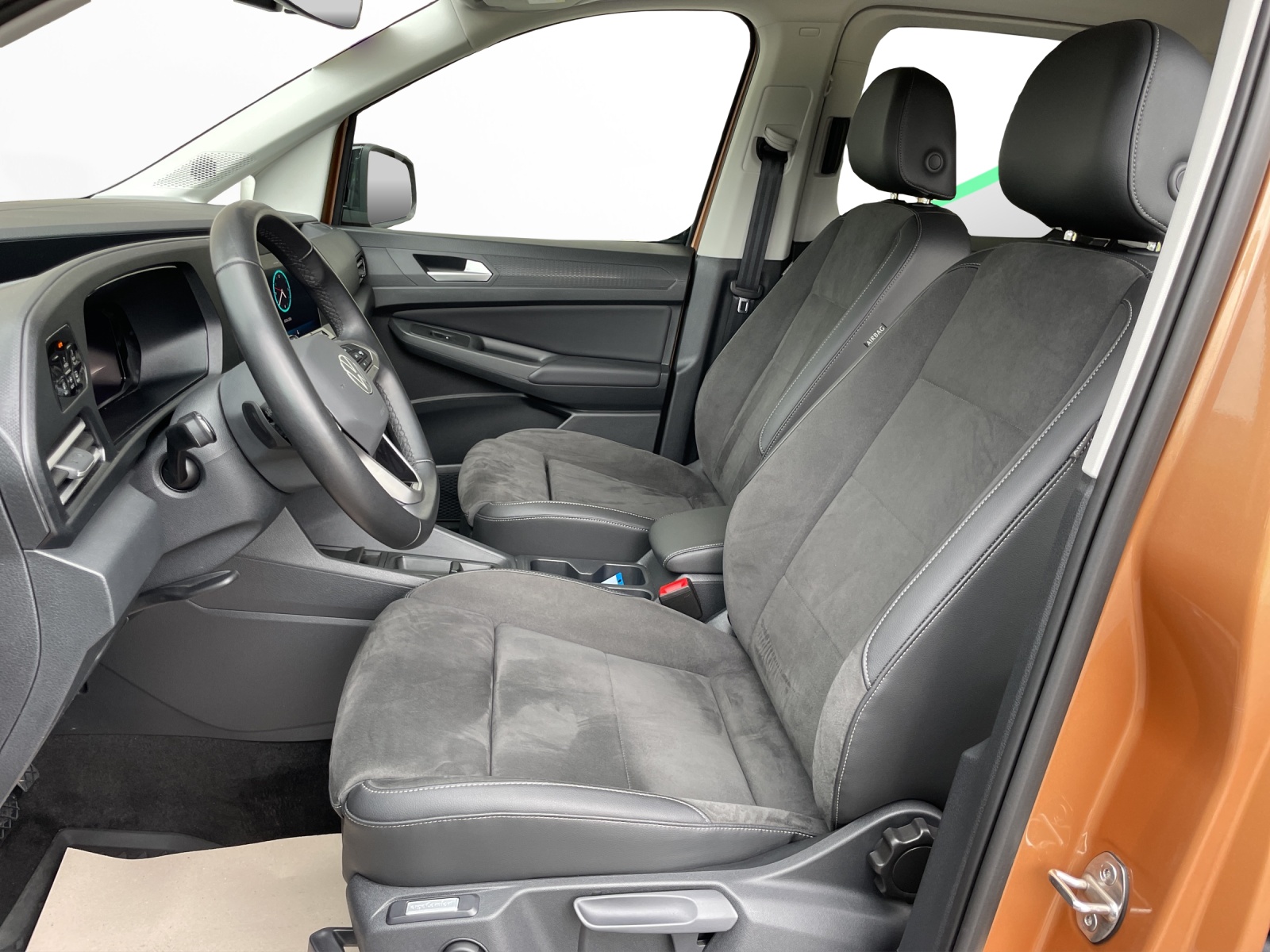 VW Caddy 1.5 TSI Life DSG-image-6