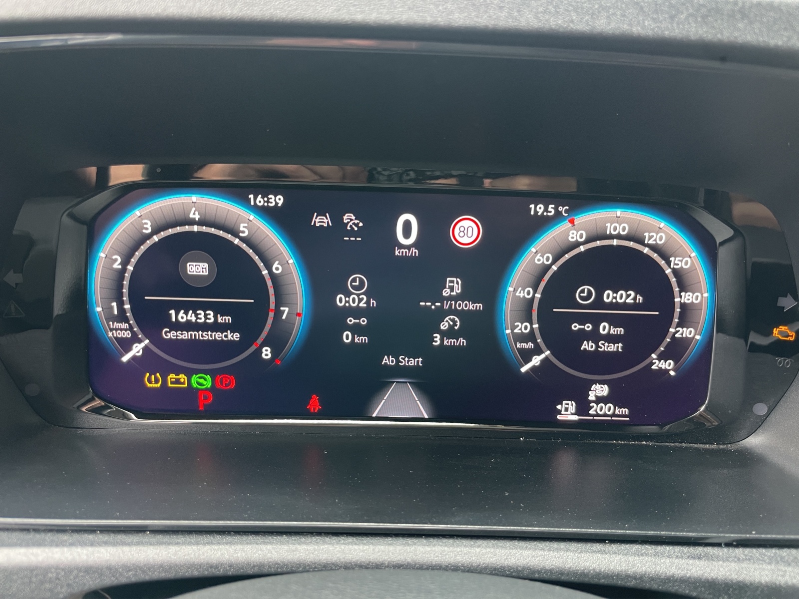 VW Caddy 1.5 TSI Life DSG-image-8