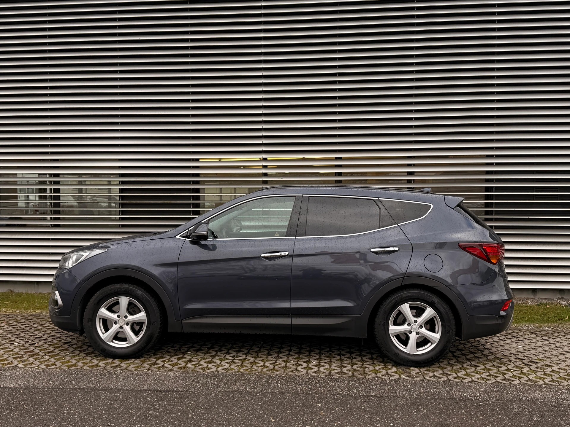 HYUNDAI Santa Fe 2.2 CRDI Vertex 4WD Automatic-image-6