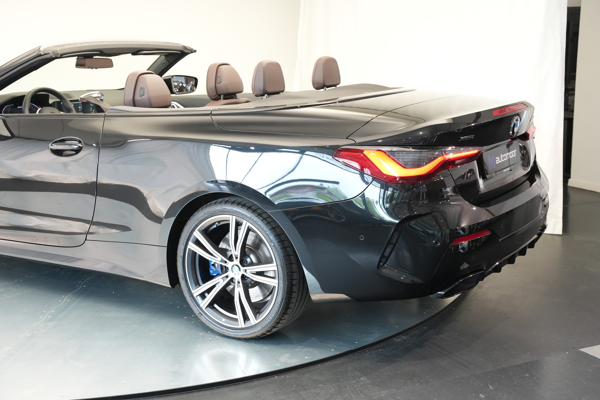 BMW M440i xDrive 48V Cabriolet Steptronic *CH-Fahrzeug*-image-37