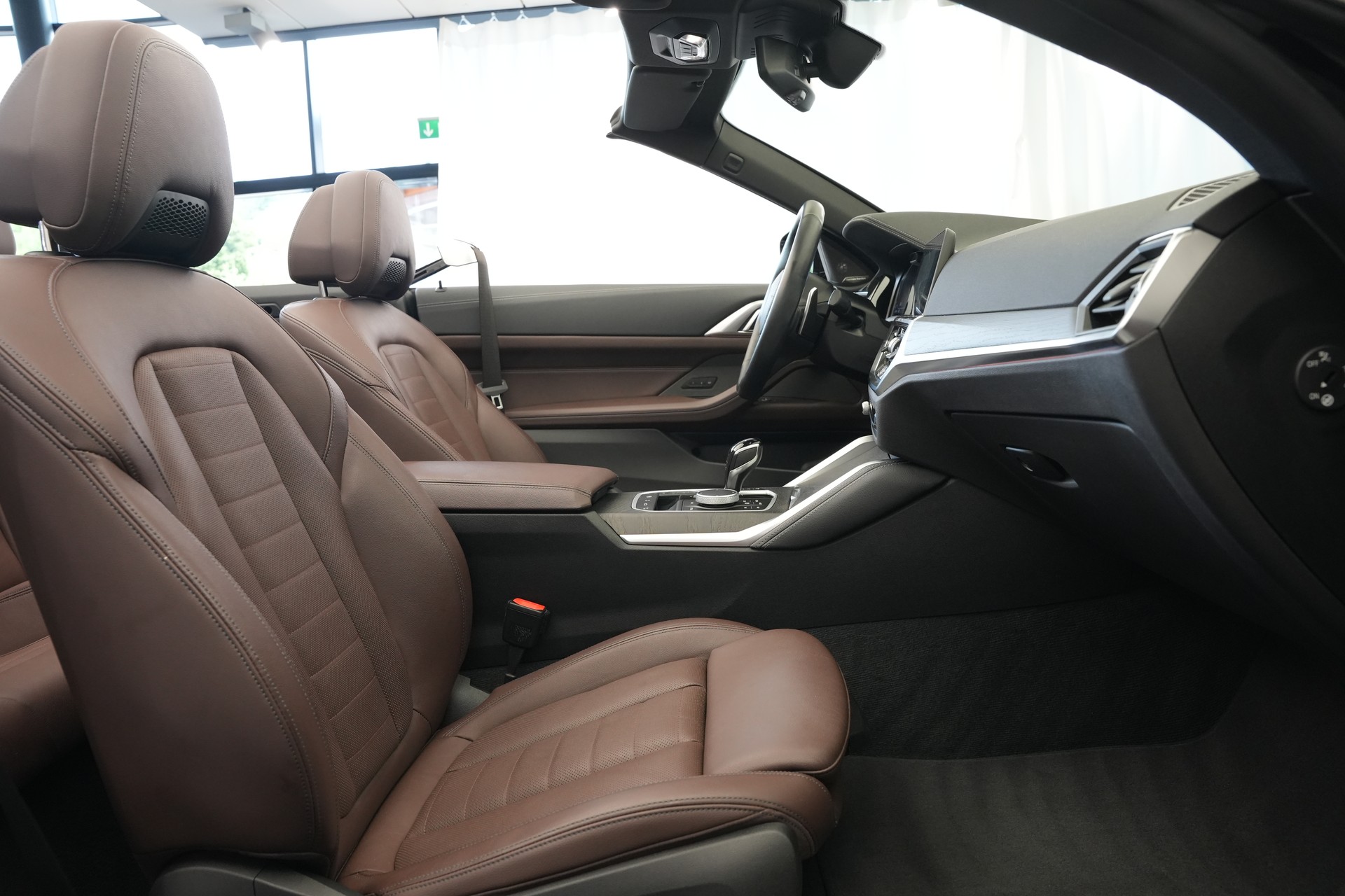 BMW M440i xDrive 48V Cabriolet Steptronic *CH-Fahrzeug*-image-15