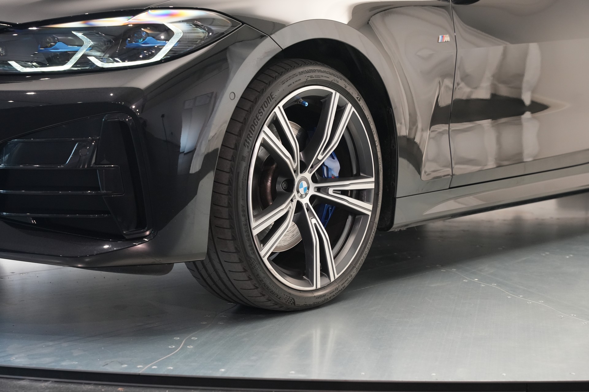 BMW M440i xDrive 48V Cabriolet Steptronic *CH-Fahrzeug*-image-43
