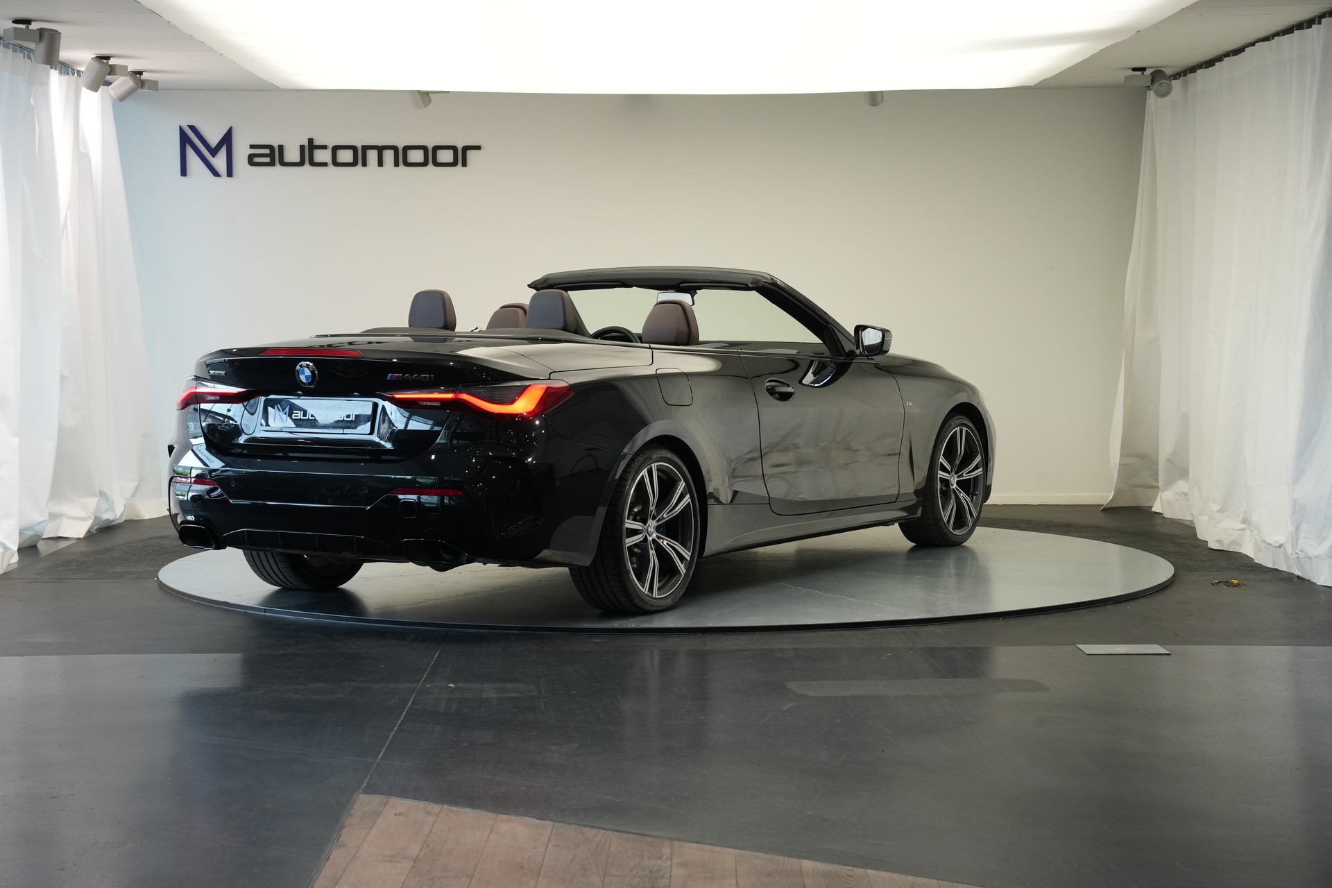 BMW M440i xDrive 48V Cabriolet Steptronic *CH-Fahrzeug*-image-4