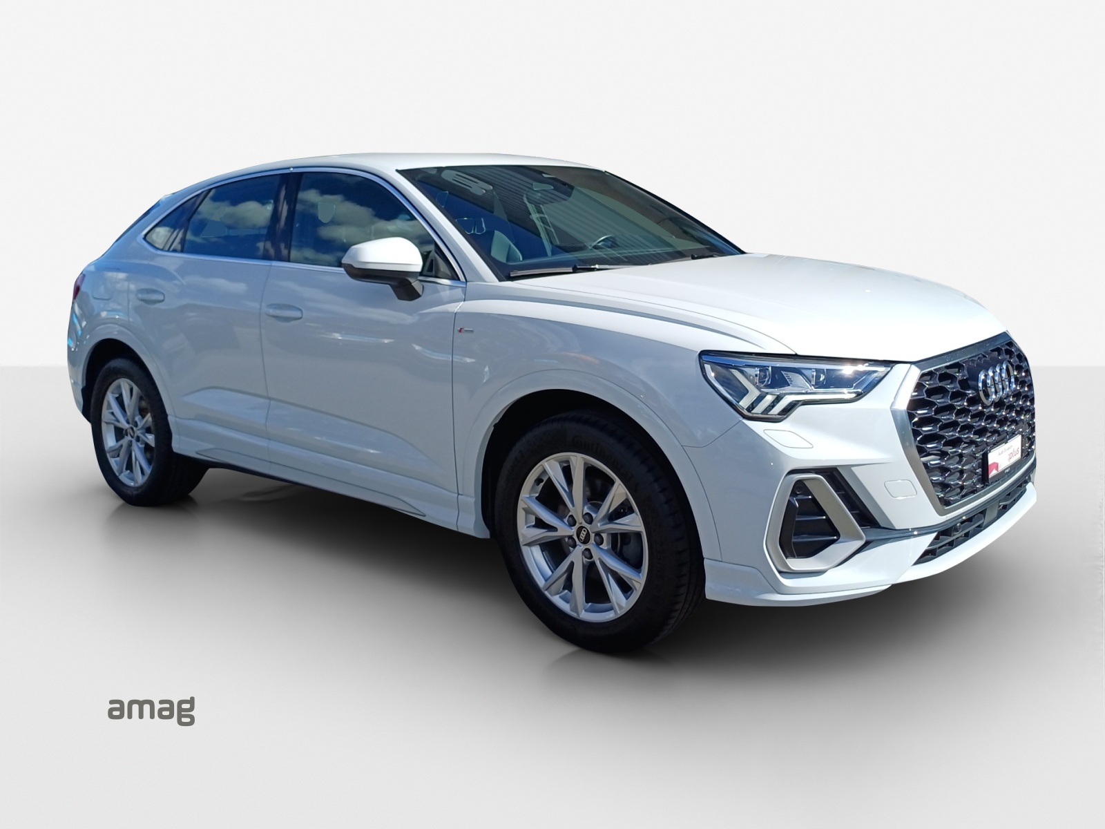 AUDI Q3 Sportback 35 TFSI S line Attraction S-tronic-image-5