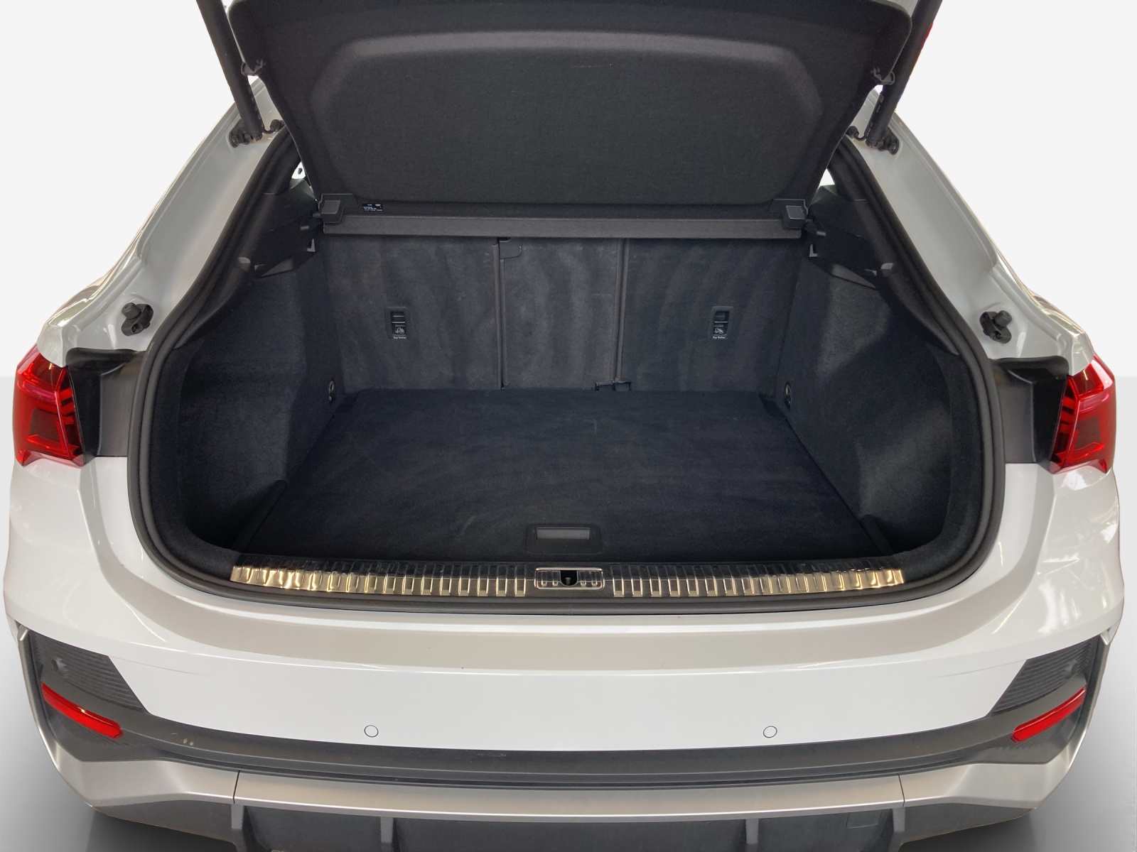 AUDI Q3 Sportback 35 TFSI S line Attraction S-tronic-image-12