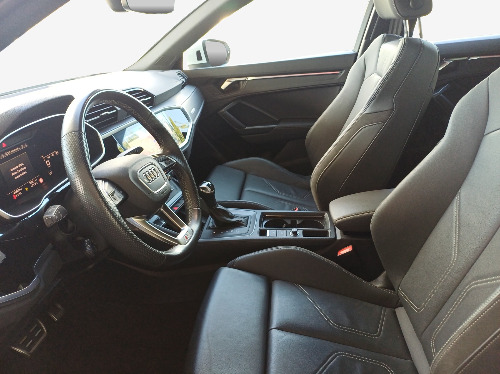 AUDI Q3 Sportback 35 TFSI S line Attraction S-tronic-image-7