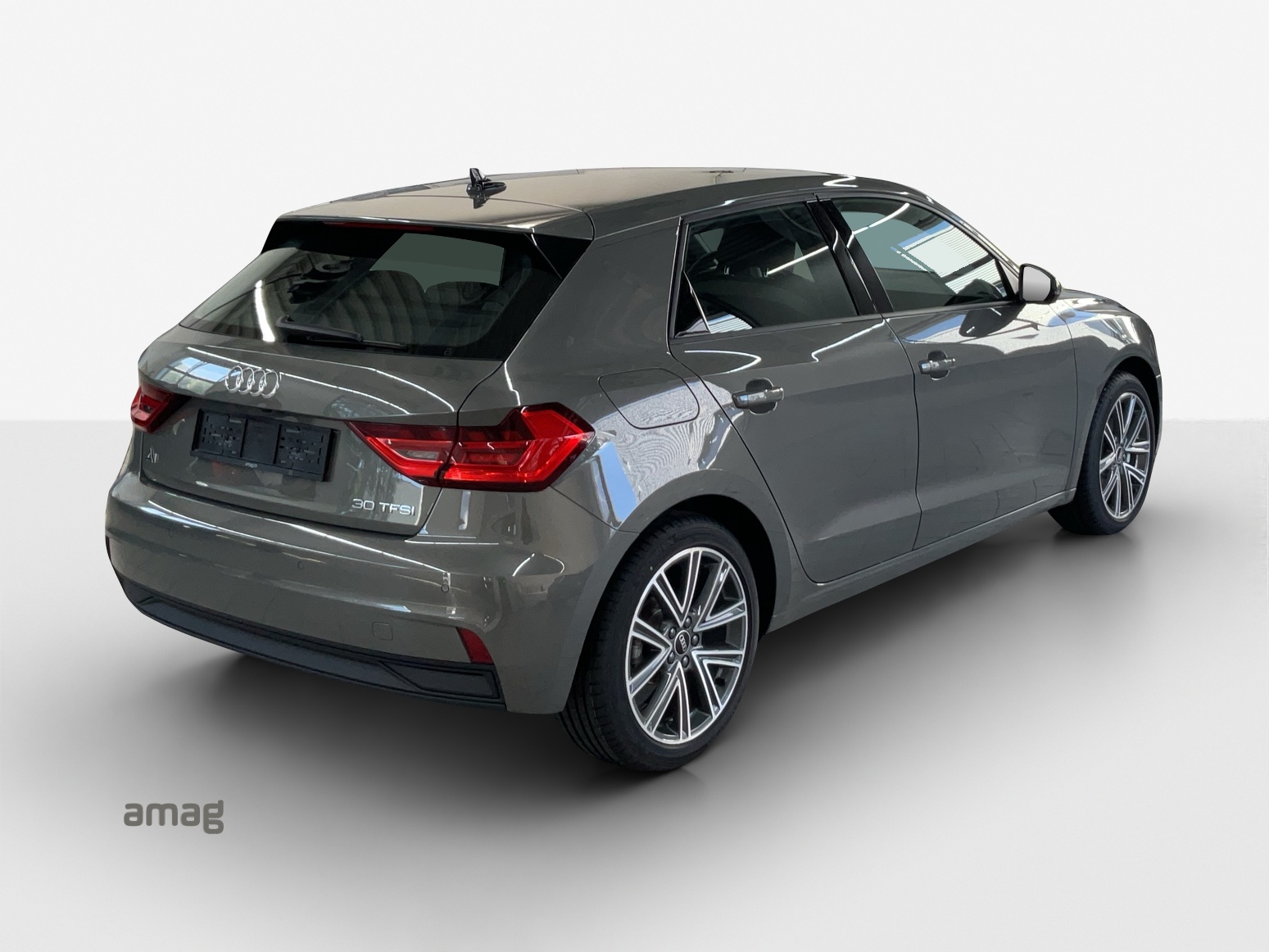 AUDI A1 Sportback 30 TFSI Attraction S-tronic-image-4