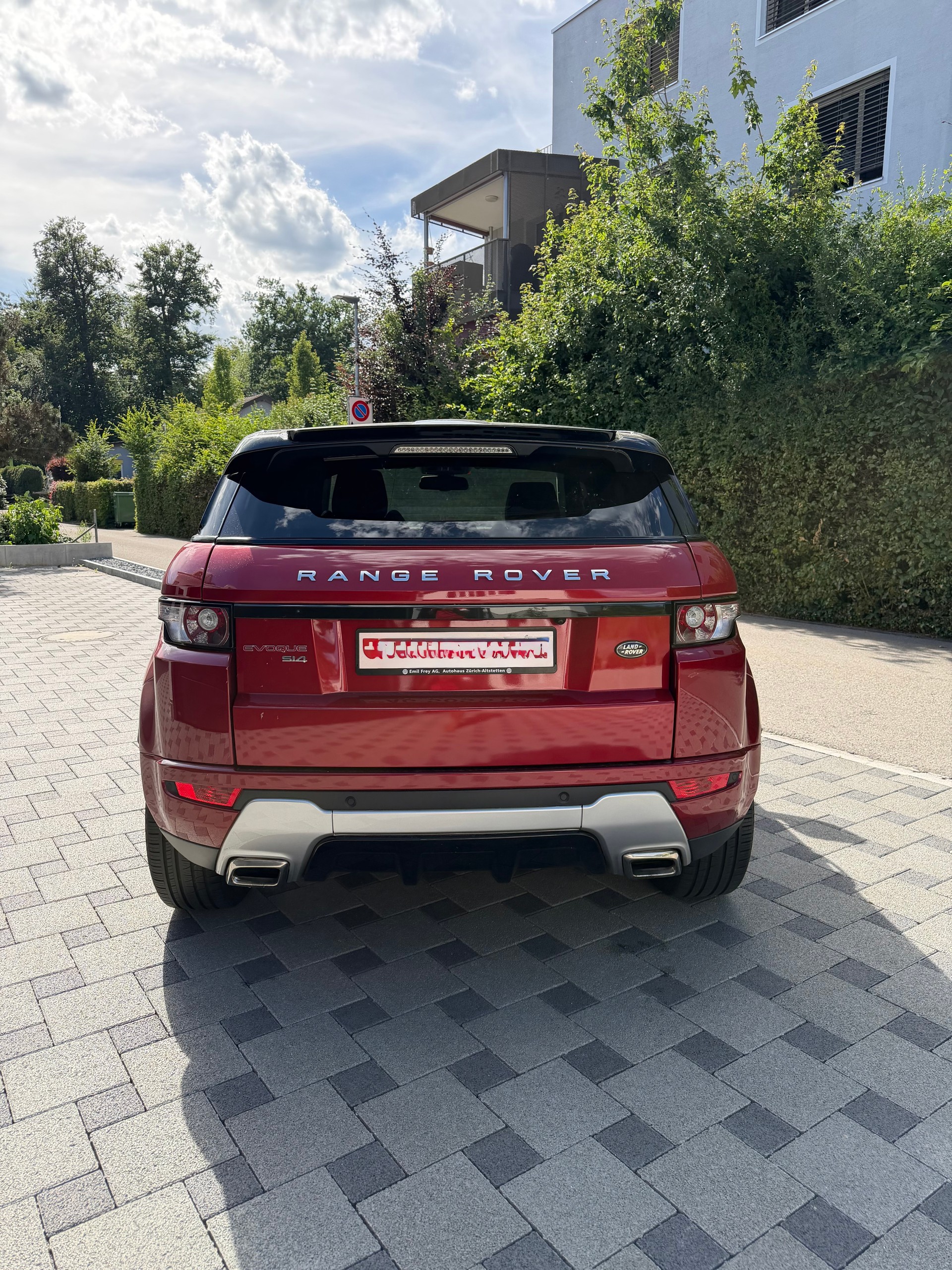 LAND ROVER 2.0 Si4 Dynamic-image-2