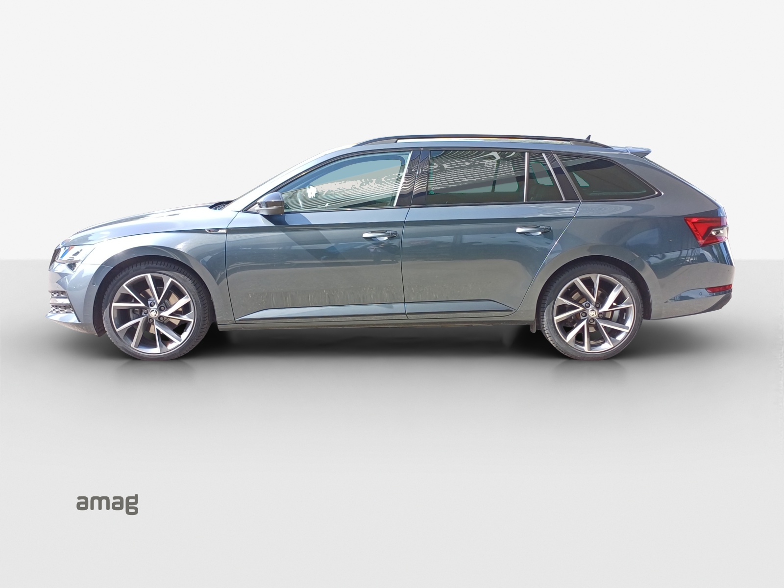 SKODA Superb 1.4 TSI Sport Line PHEV DSG-image-1