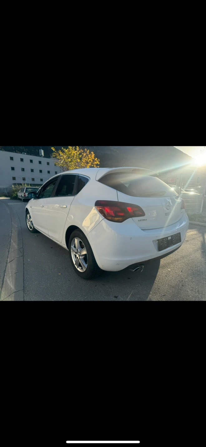 OPEL Astra 1.6i 16V Turbo Anniversary Edition-image-3