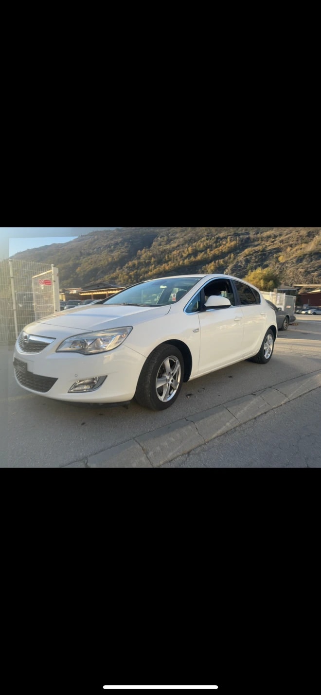 OPEL Astra 1.6i 16V Turbo Anniversary Edition-image-10
