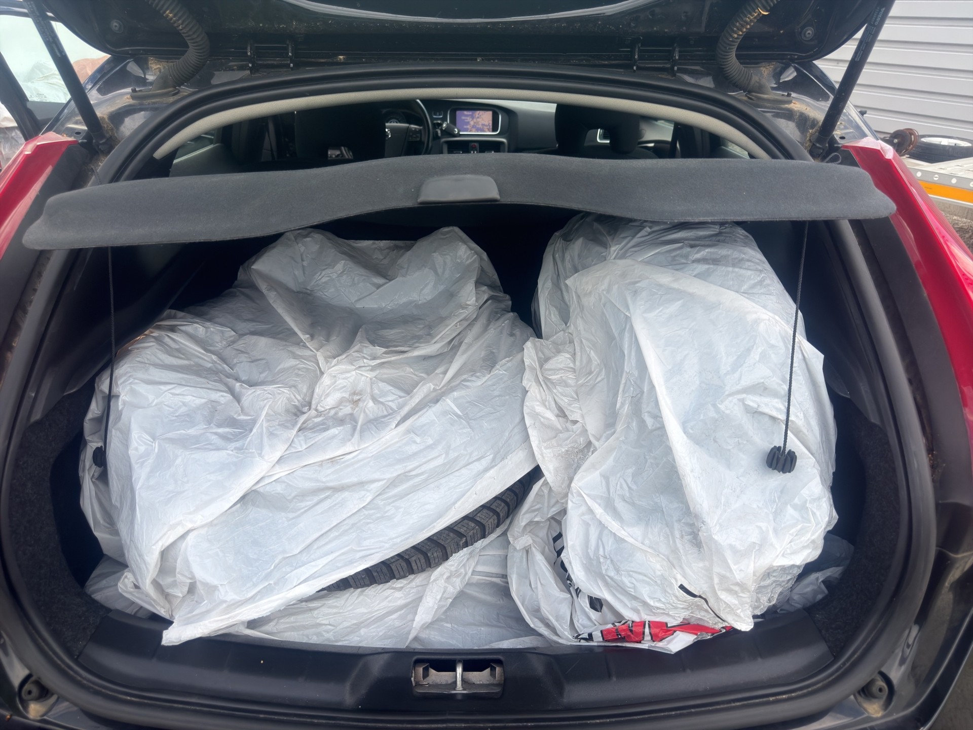 VOLVO V40 D3 Dynamic Edition Geartronic-image-17