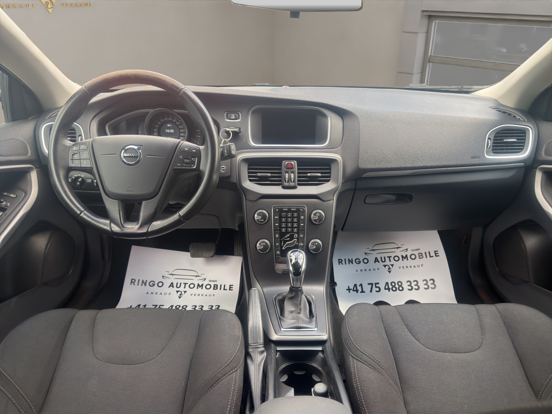 VOLVO V40 D3 Dynamic Edition Geartronic-image-11
